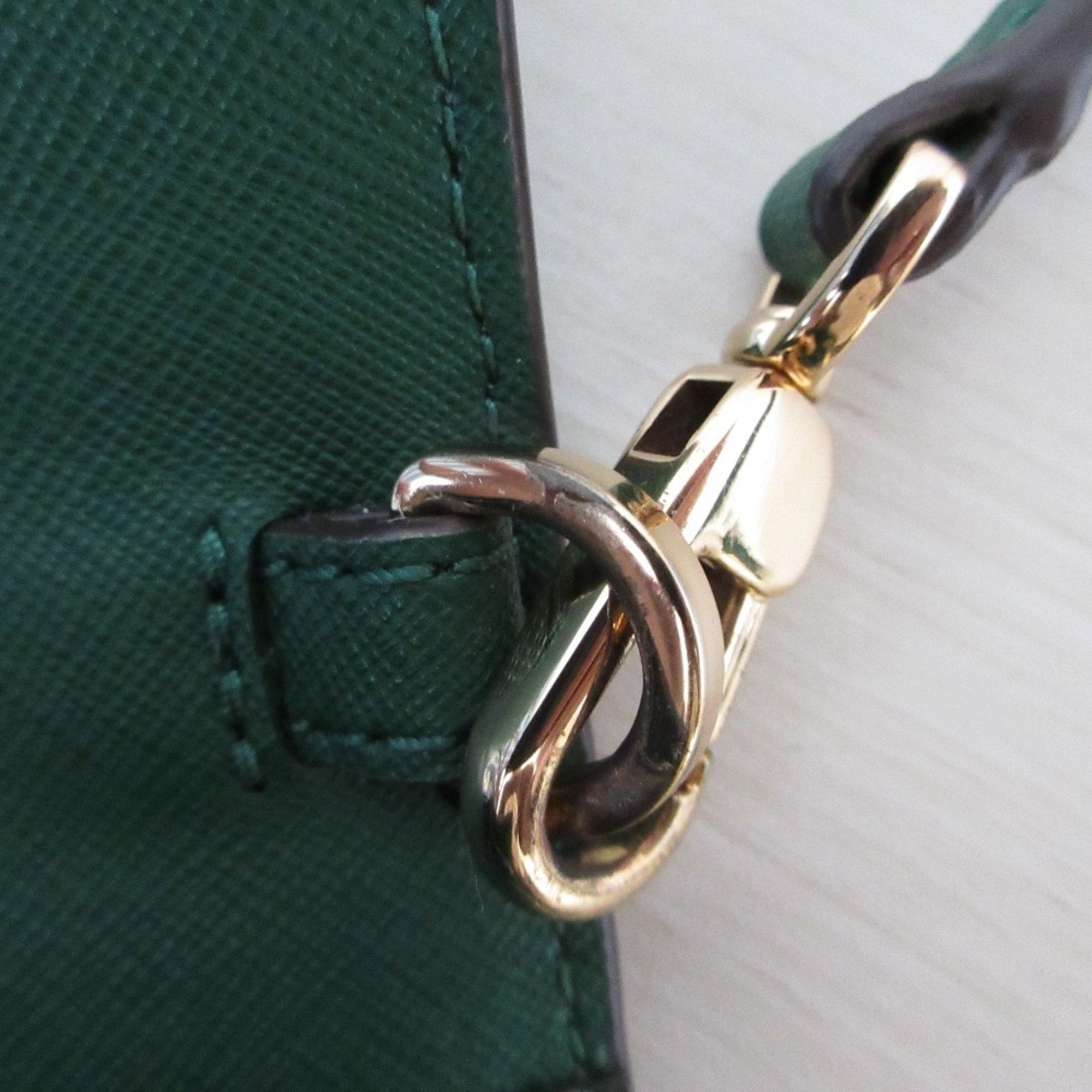 Tory Burch Green Pochette Shoulder Bag (Pre-Owned)