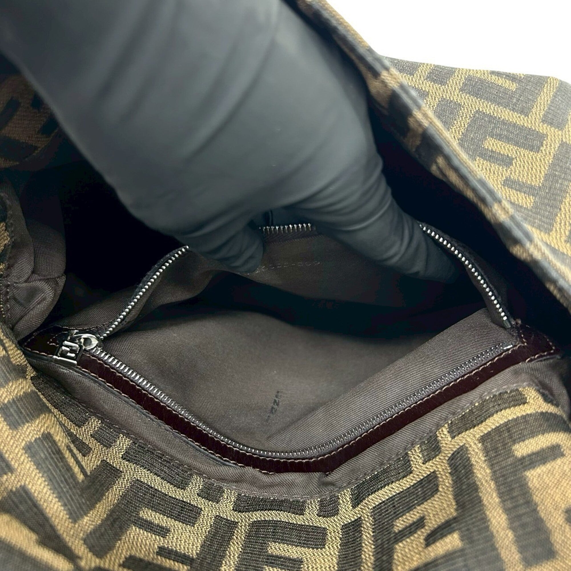 Fendi Black Brown Khaki Canvas Leather Handbag Shoulder Bag (Pre-Owned)