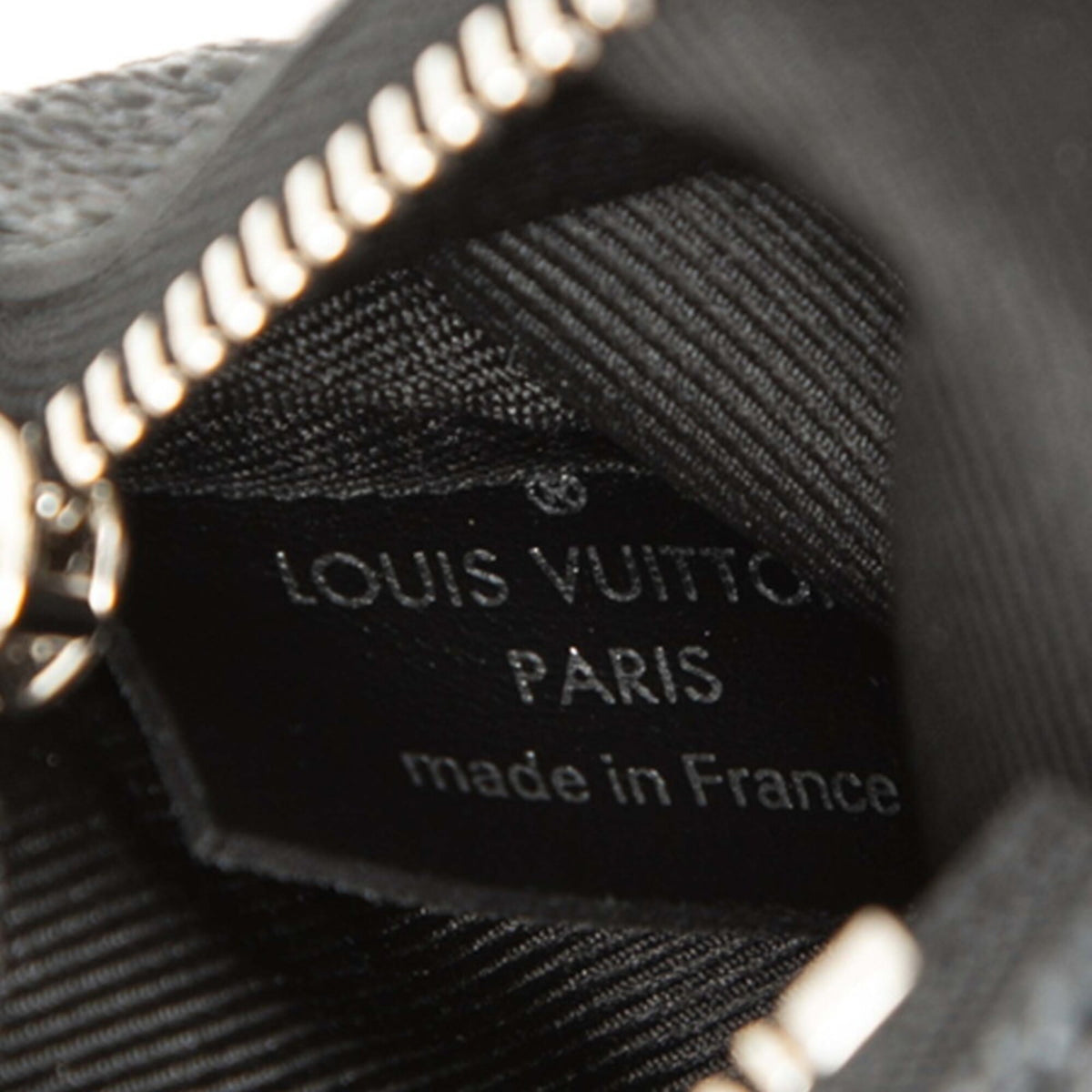 Louis Vuitton Black Gray Damier Graphite Handbag Pouch (Pre-Owned)