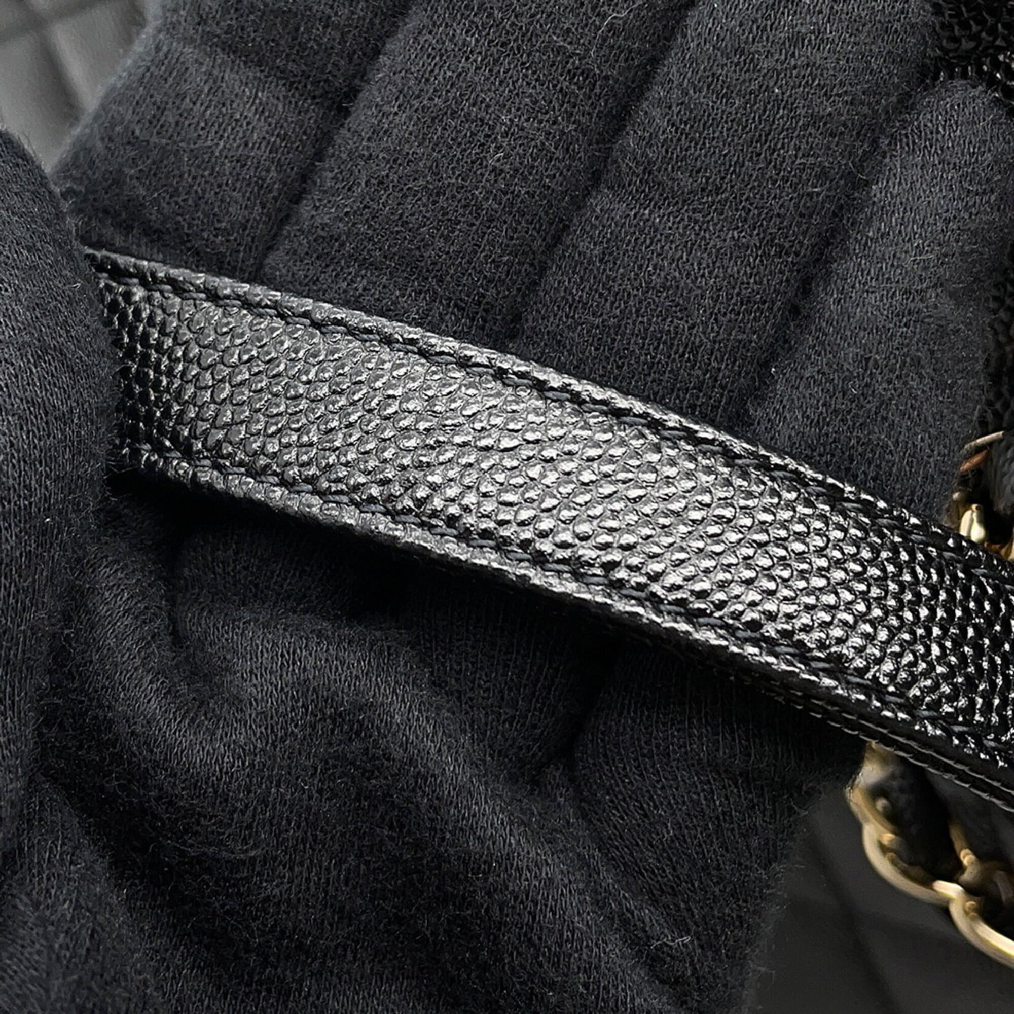 Chanel Black Grained Calfskin Shopping Bag Tote Bag (Pre-Owned)