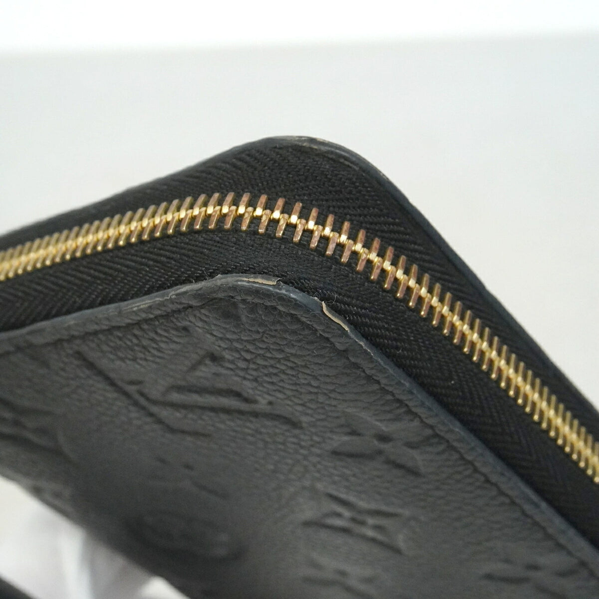 Louis Vuitton Noir Long Wallet (Bi-Fold) (Pre-Owned)