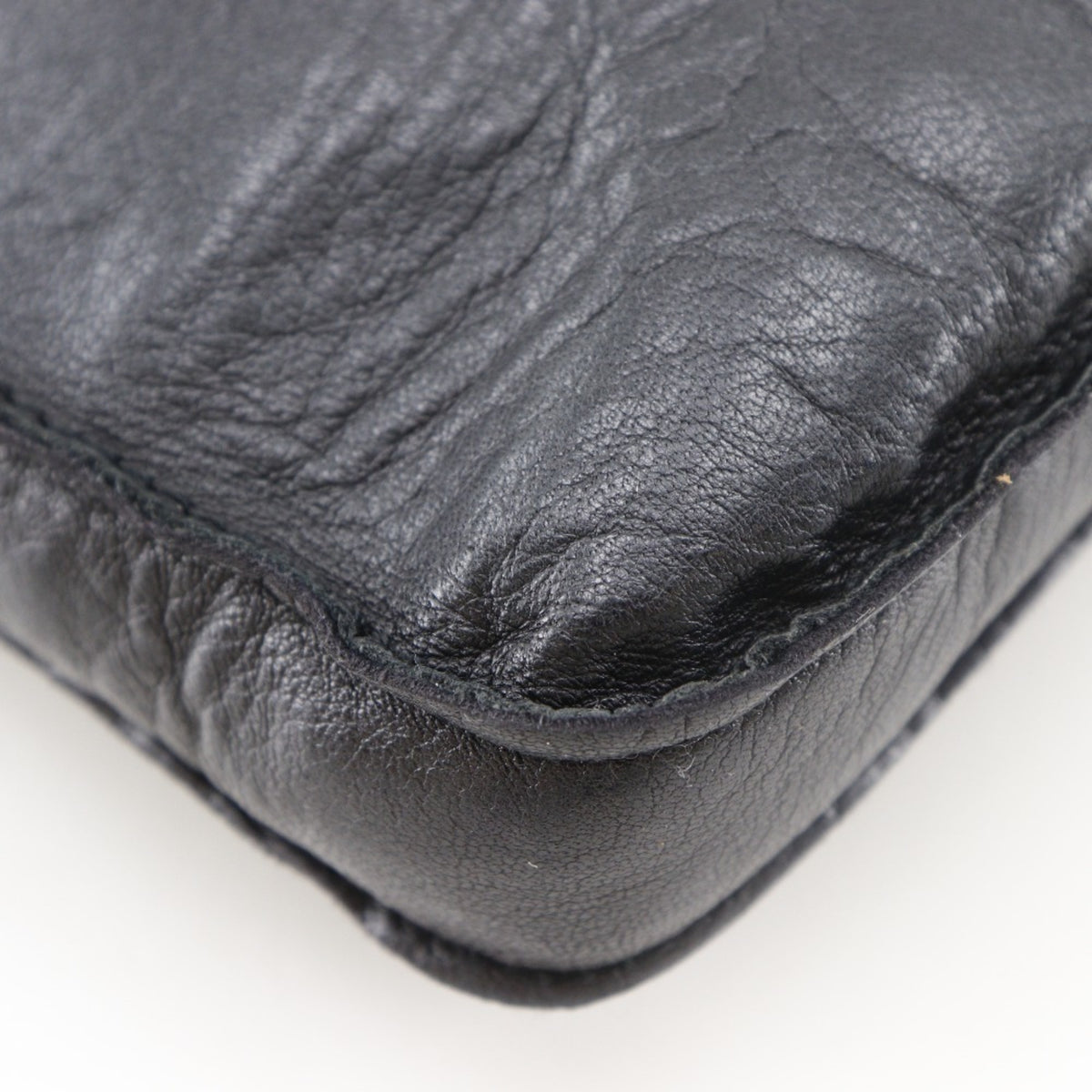 Hermes Black Leather Shoulder Bag (Pre-Owned)