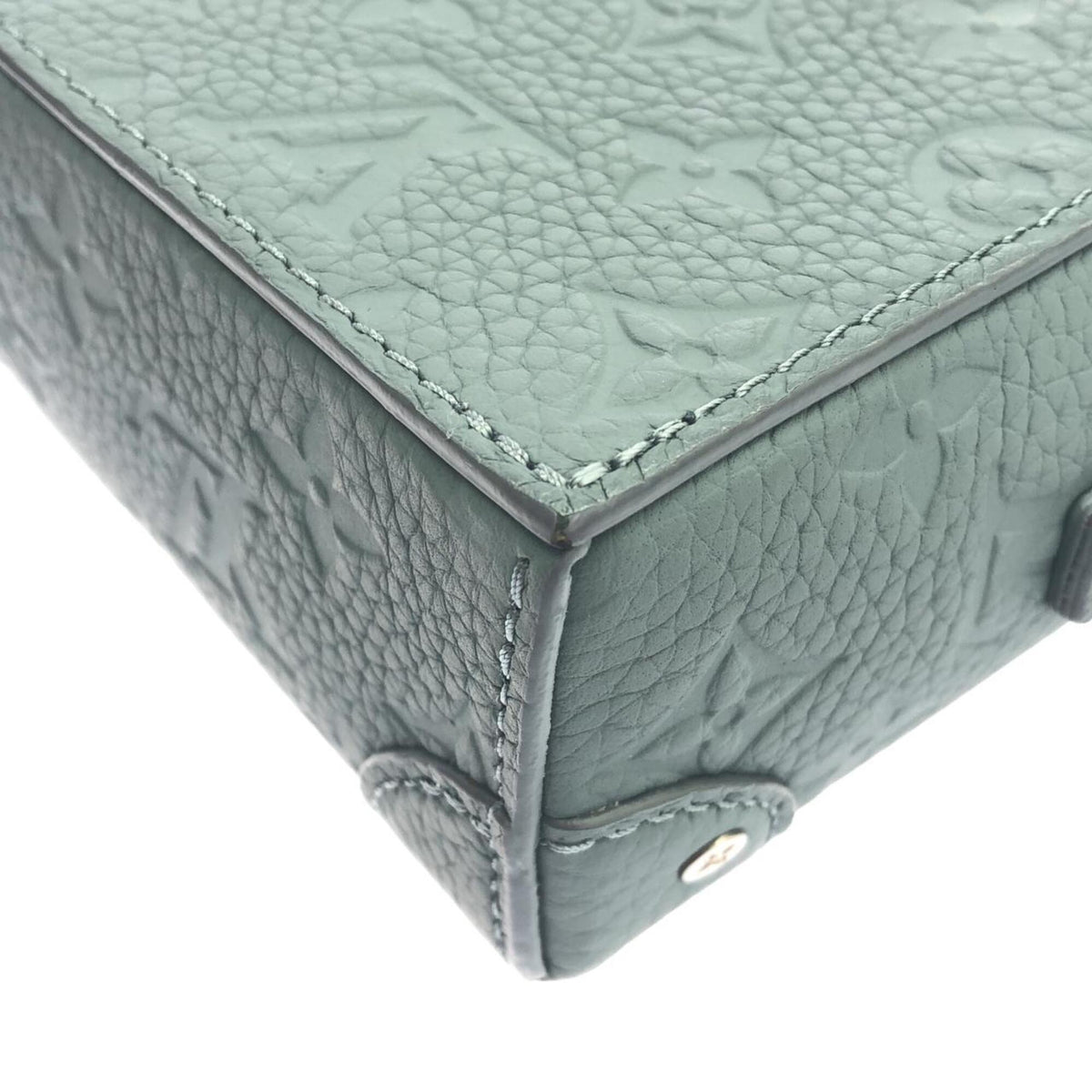 Louis Vuitton Green Leather Shoulder Bag (Pre-Owned)
