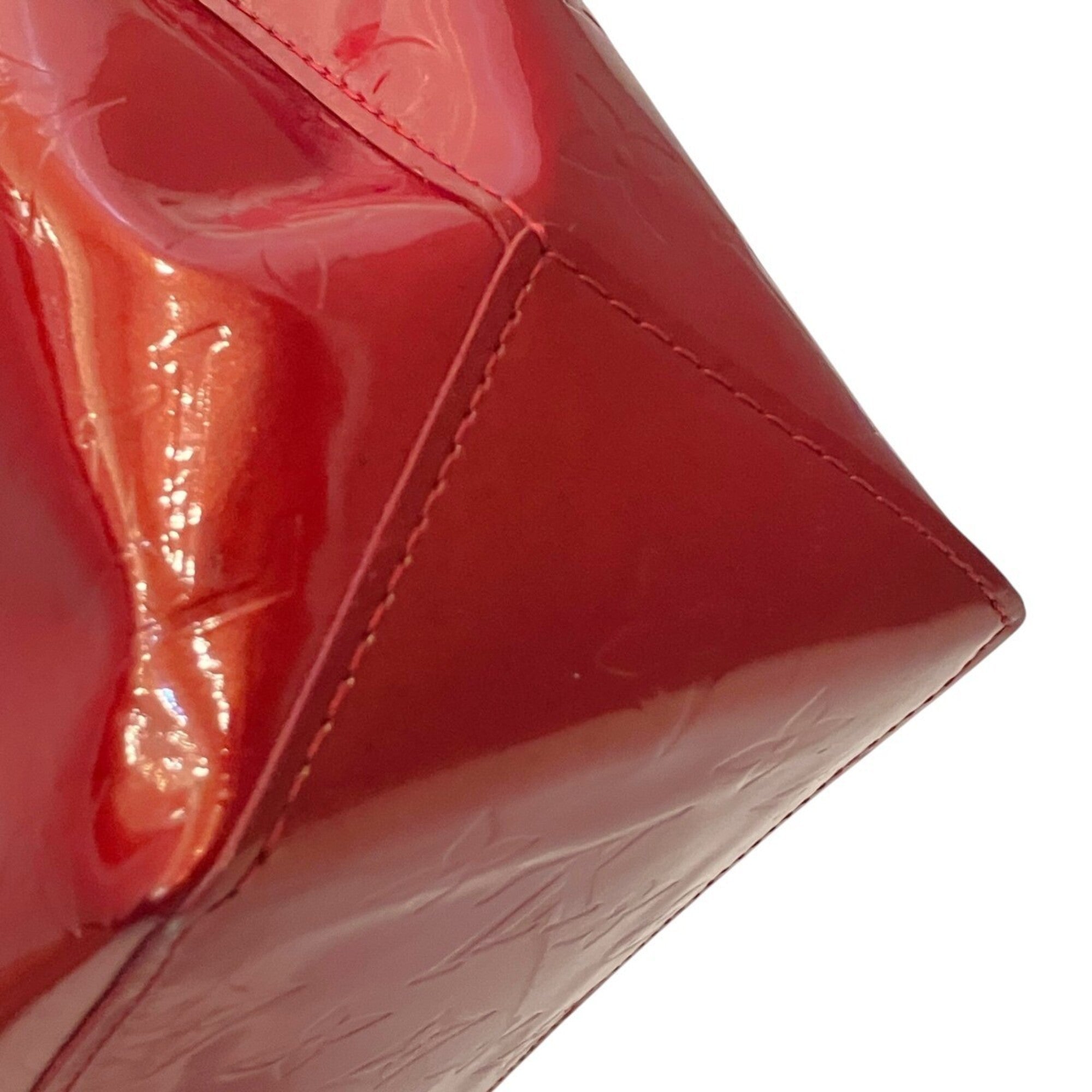 Louis Vuitton Red Color Vernis Leather Handbag (Pre-Owned)