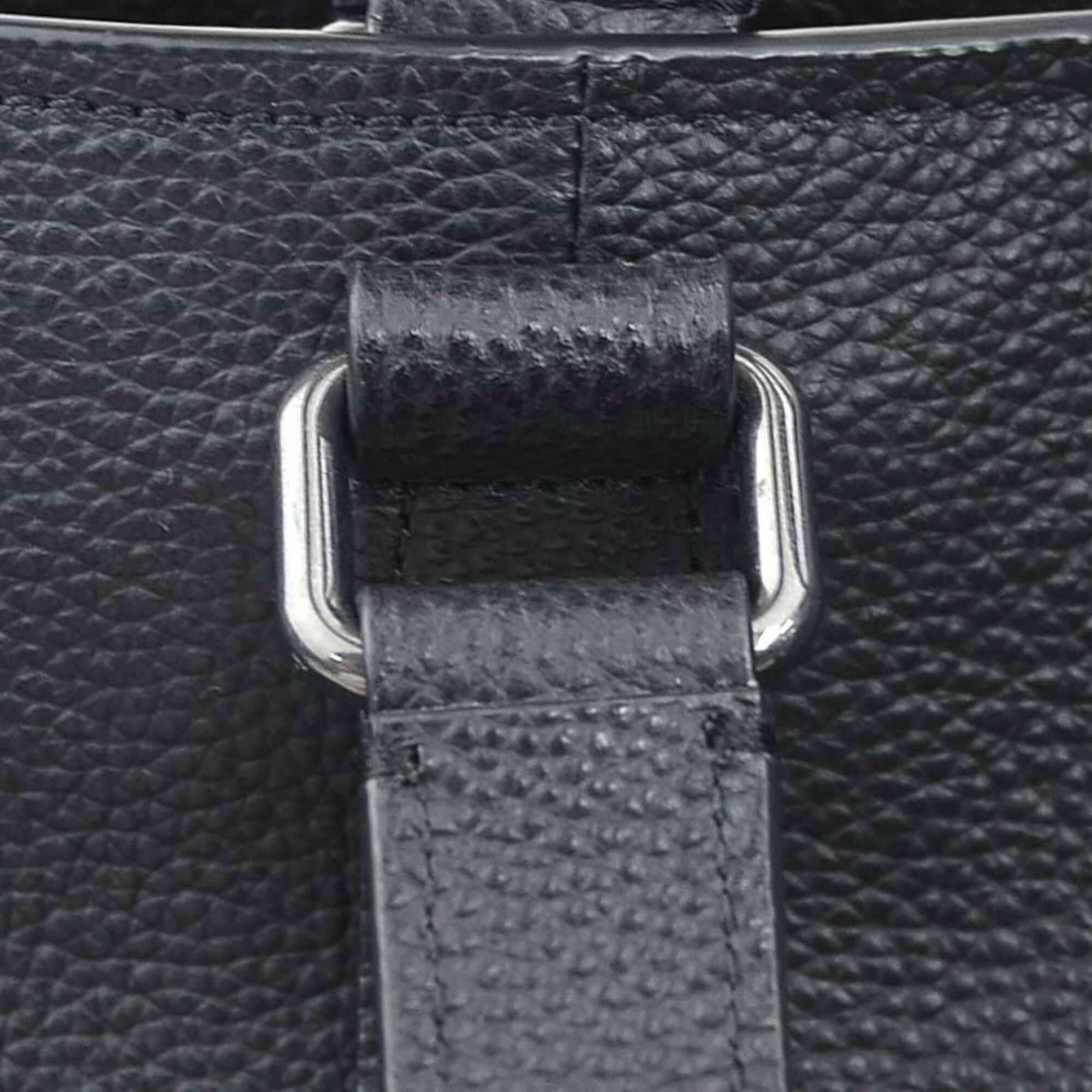 Coach Black Leather Shoulder Bag (Pre-Owned)