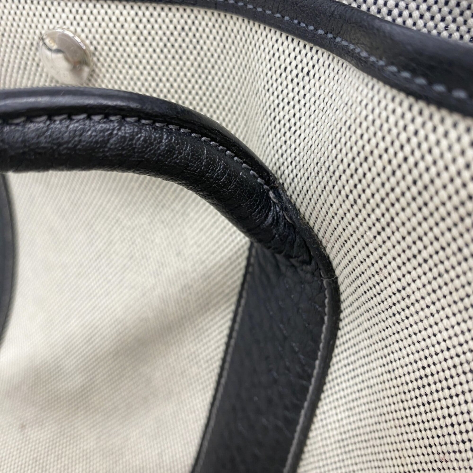 Hermes Black Toile H Tote Bag (Pre-Owned)