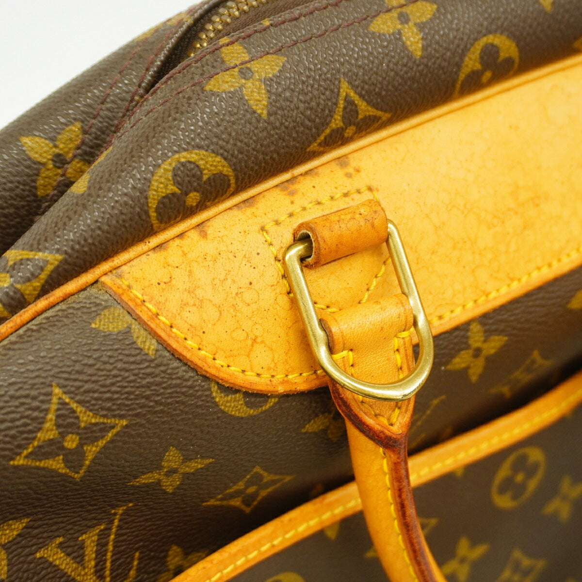 Louis Vuitton Brown Handbag (Pre-Owned)