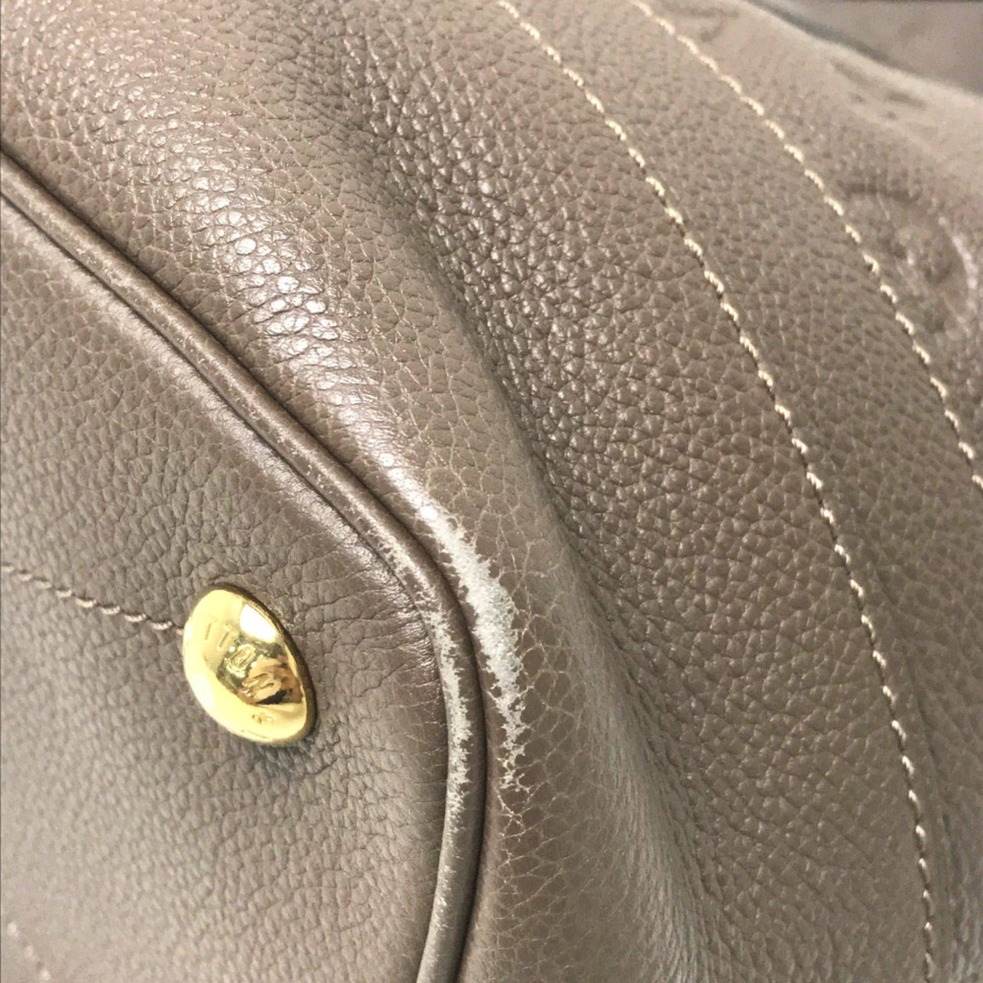 Louis Vuitton Brown Other Tote Bag (Pre-Owned)