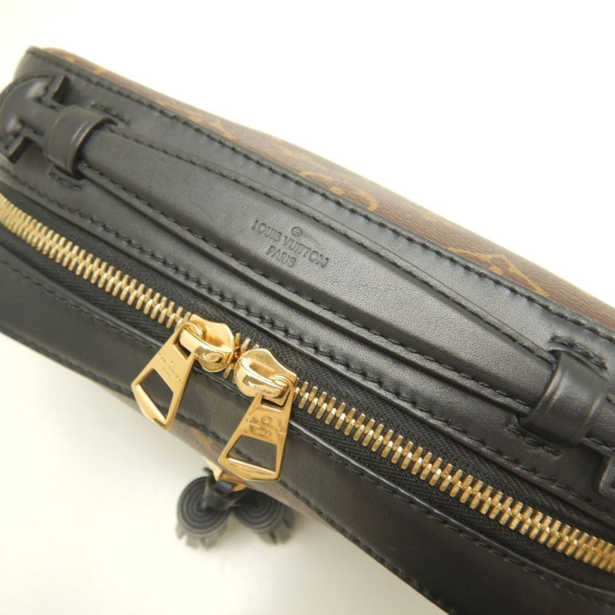 Louis Vuitton Noir Coated Canvas Leather Shoulder Bag (Pre-Owned)