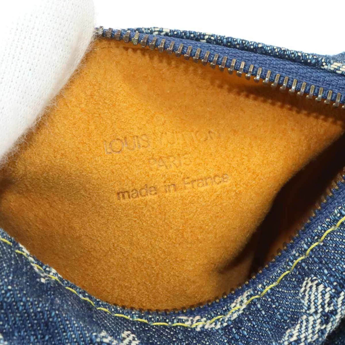 Louis Vuitton Blue Monogram Monogram Denim Handbag Pouch (Pre-Owned)
