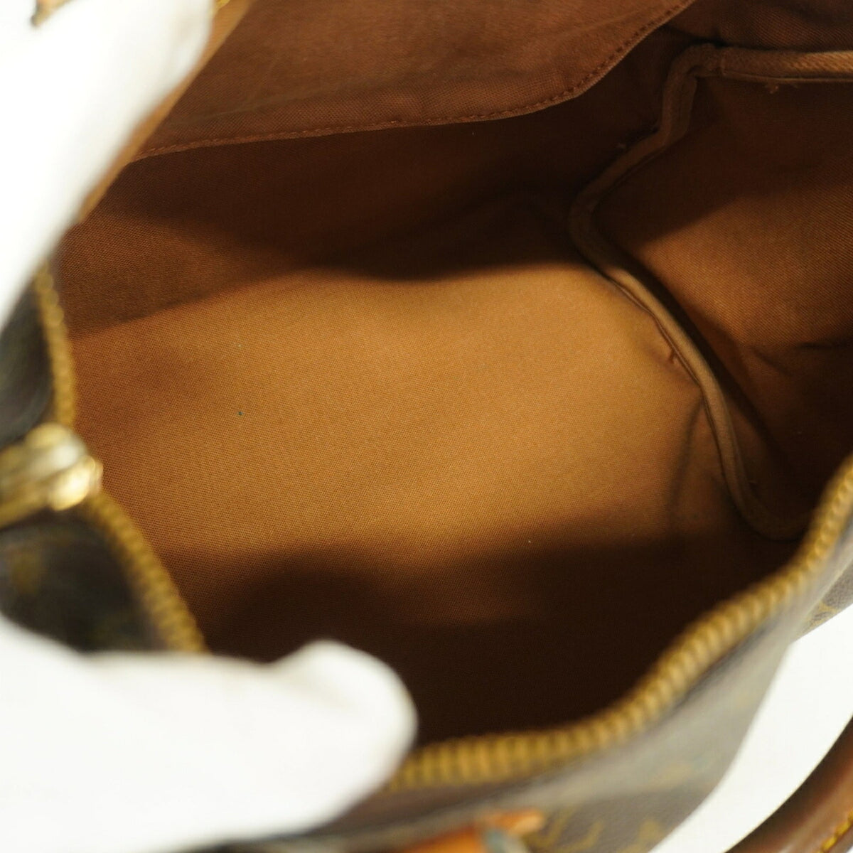 Louis Vuitton Brown Handbag (Pre-Owned)