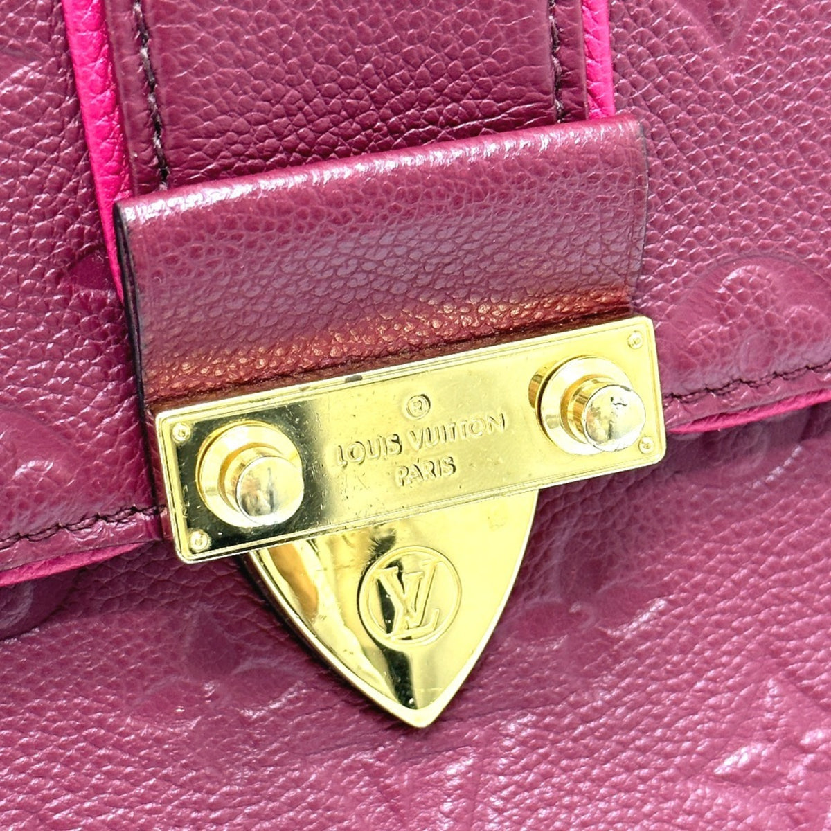 Louis Vuitton Red Color Monogram Empreinte Pochette Shoulder Bag (Pre-Owned)