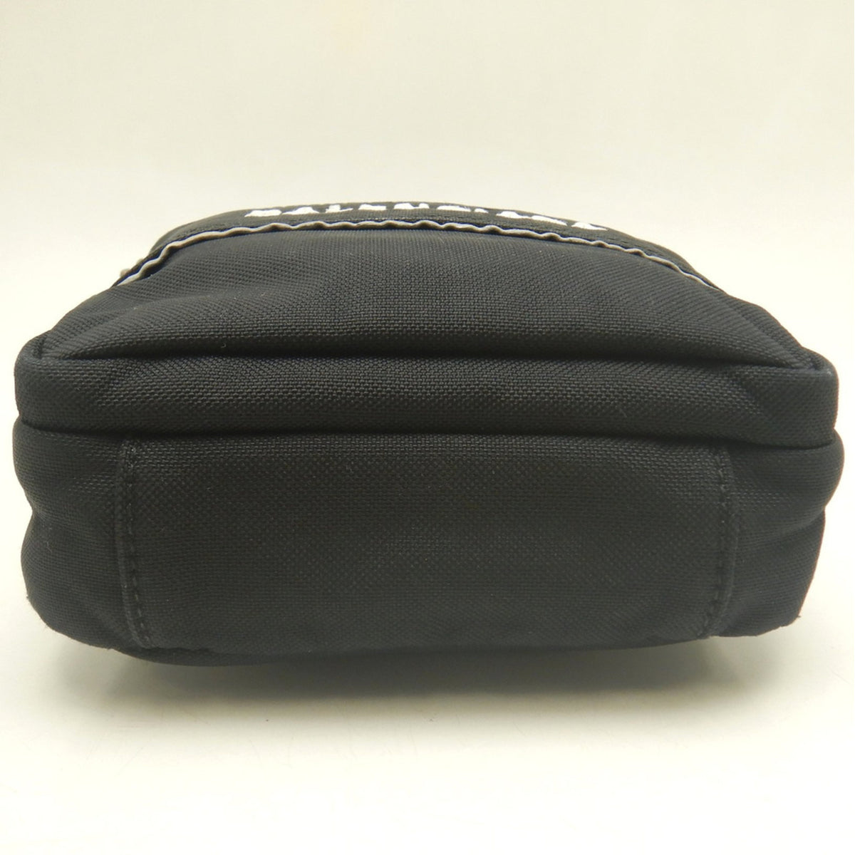 Balenciaga Black Nylon Messenger Bag Shoulder Bag (Pre-Owned)