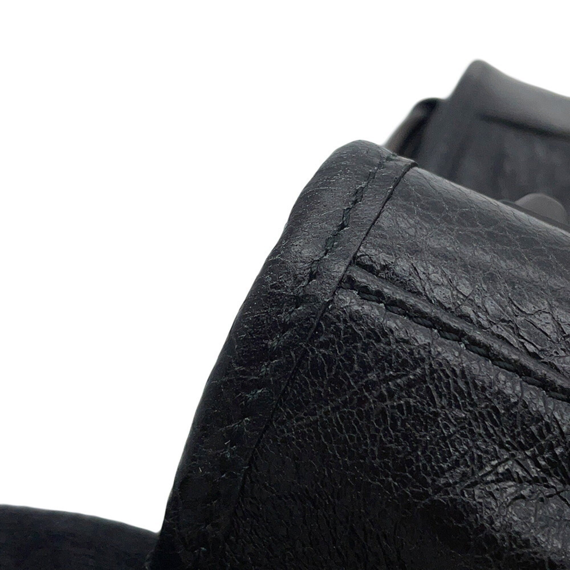 Balenciaga Black Leather Handbag Shoulder Bag (Pre-Owned)