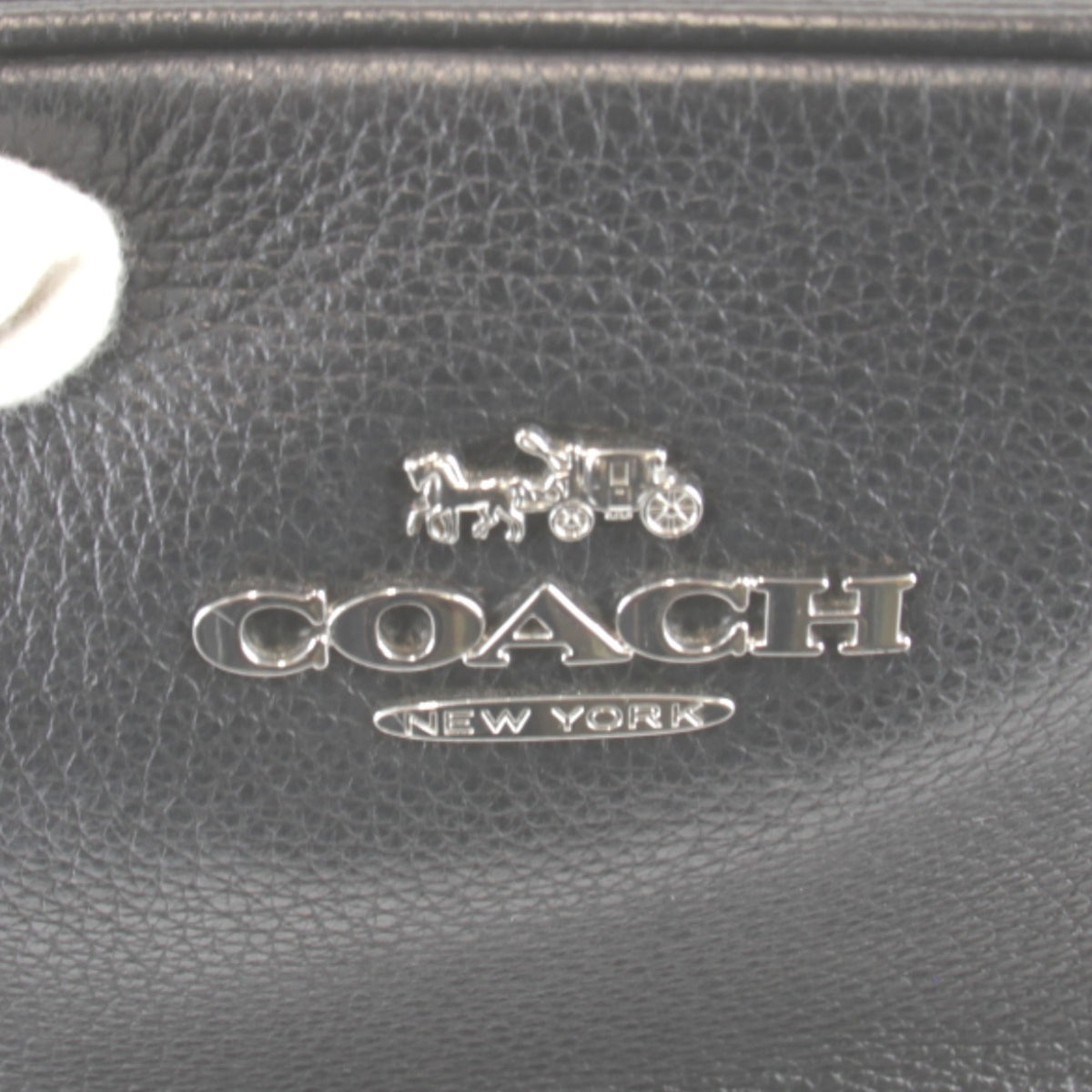 Coach Black Leather Metal Shoulder Bag (Pre-Owned)