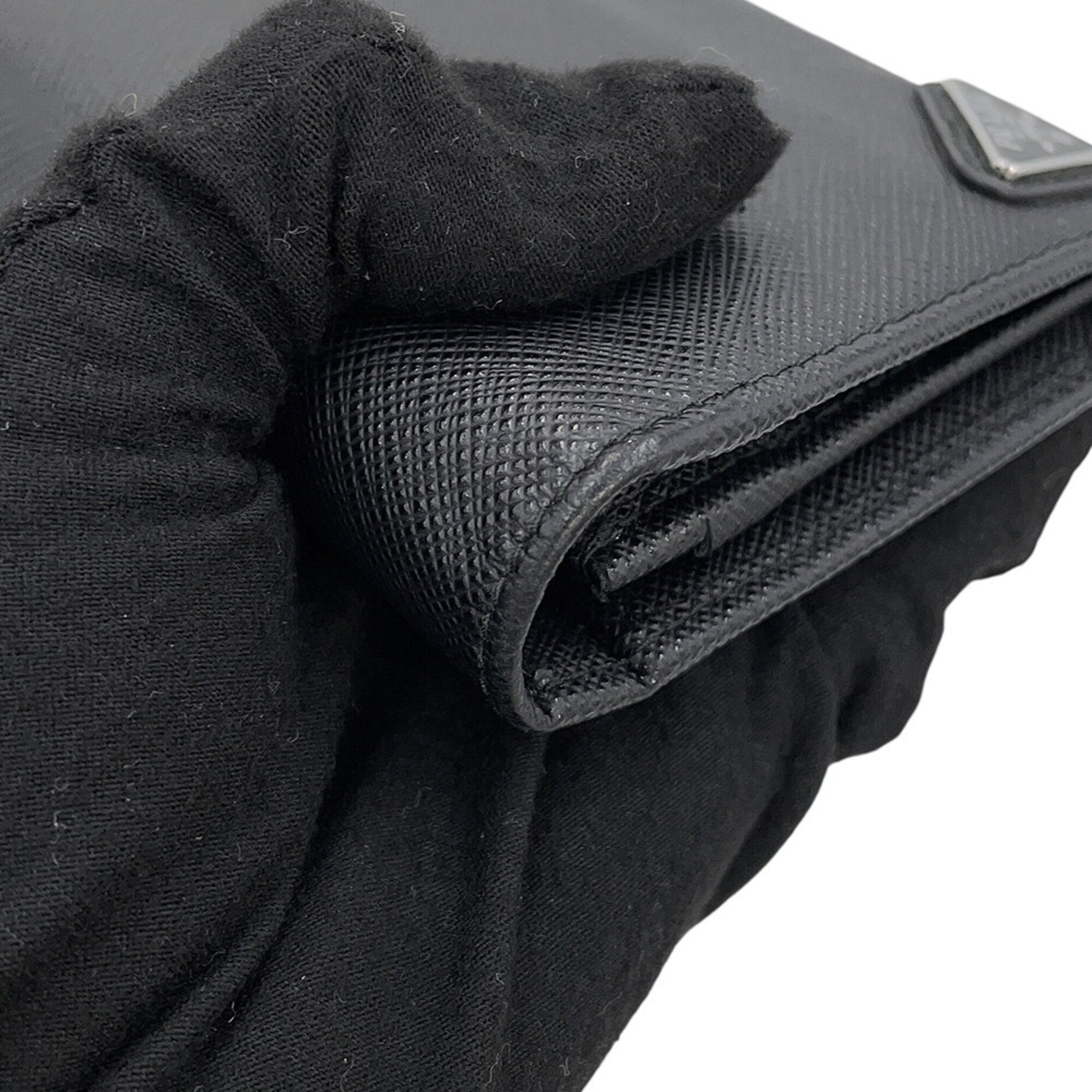 Prada Black Saffiano Leather Long Wallet (Bi-Fold) (Pre-Owned)