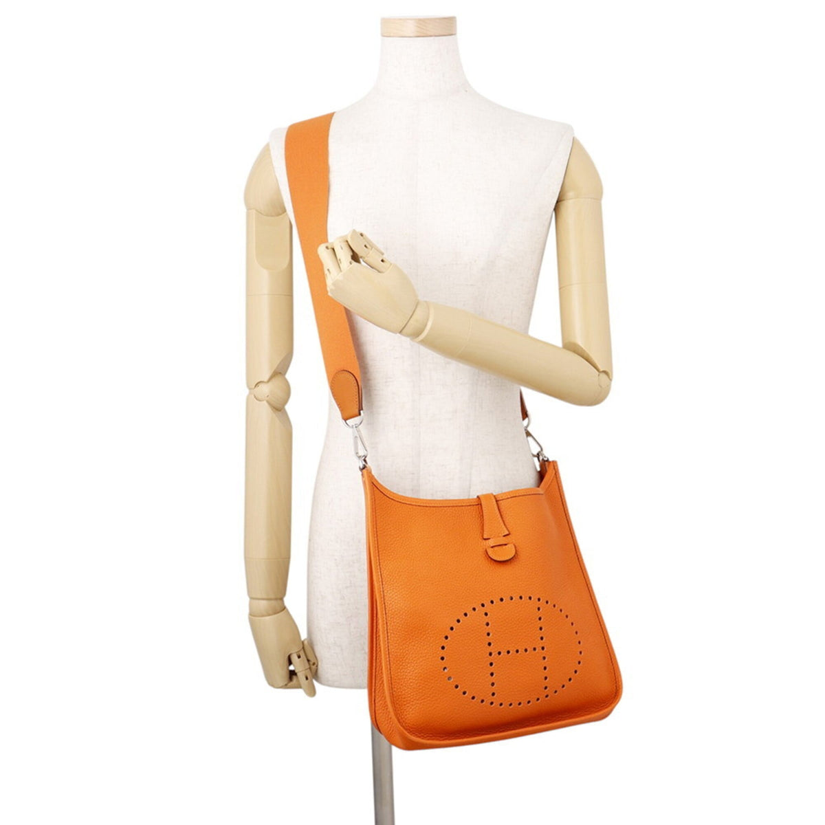 Hermes Evelyne Orange Taurillon Clemence Leather Handbag Shoulder Bag (Pre-Owned)