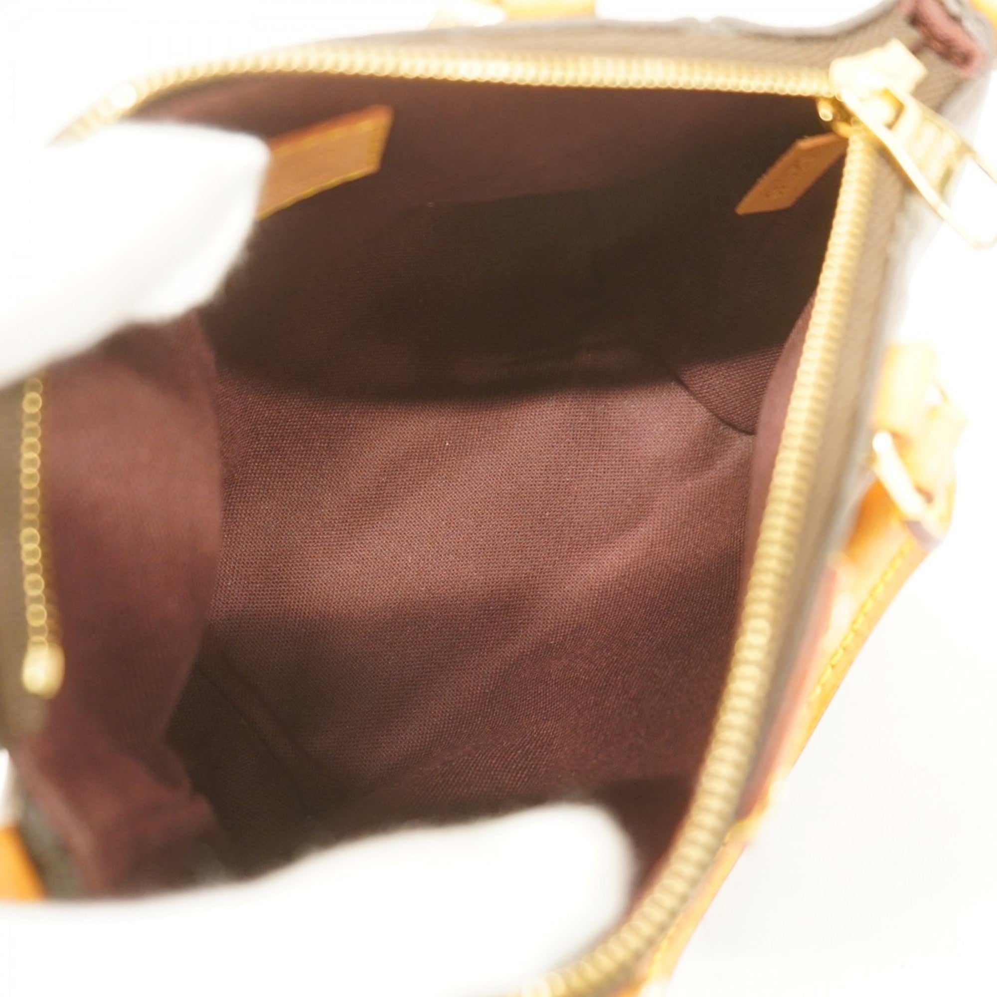 Louis Vuitton Brown Shoulder Bag (Pre-Owned)