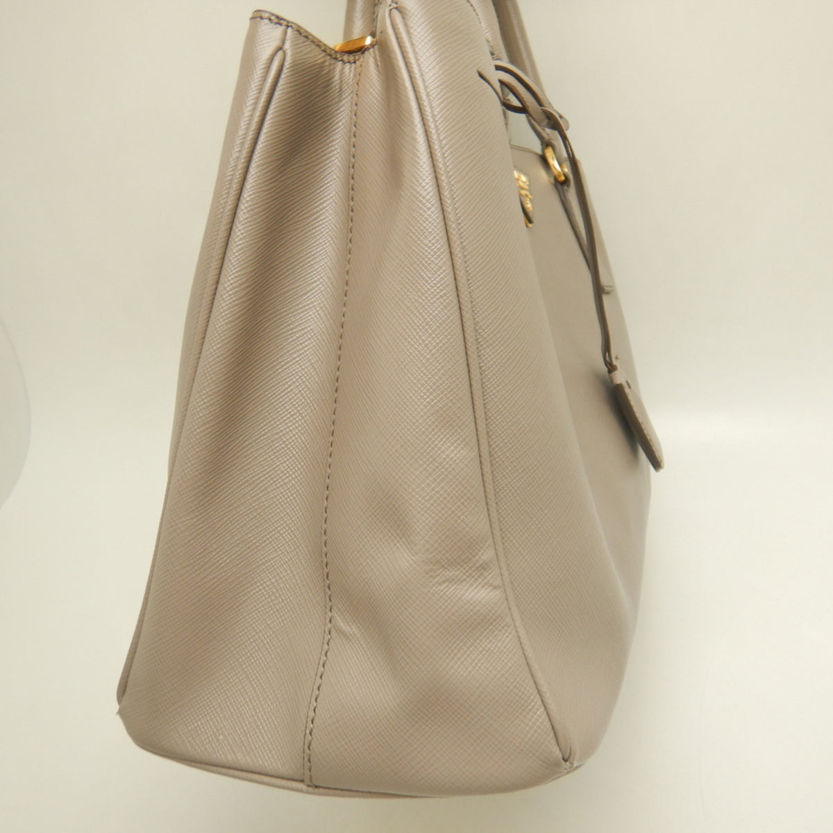 Prada Gold Saffiano Tote Bag (Pre-Owned)