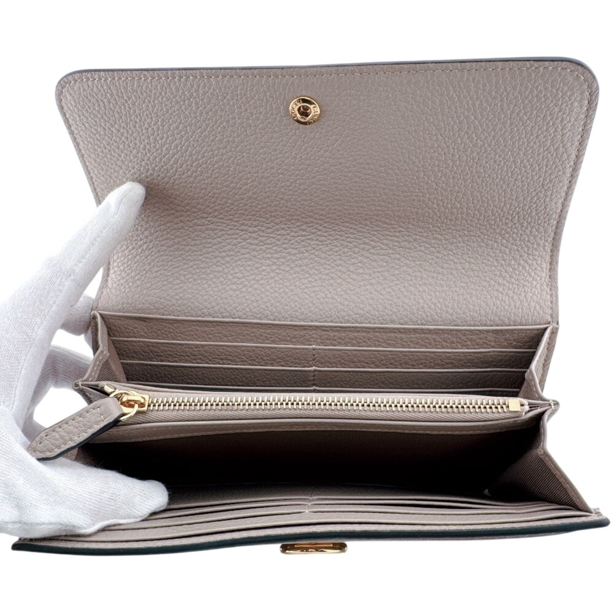 Gucci Beige Leather Long Wallet (Bi-Fold) (Pre-Owned)