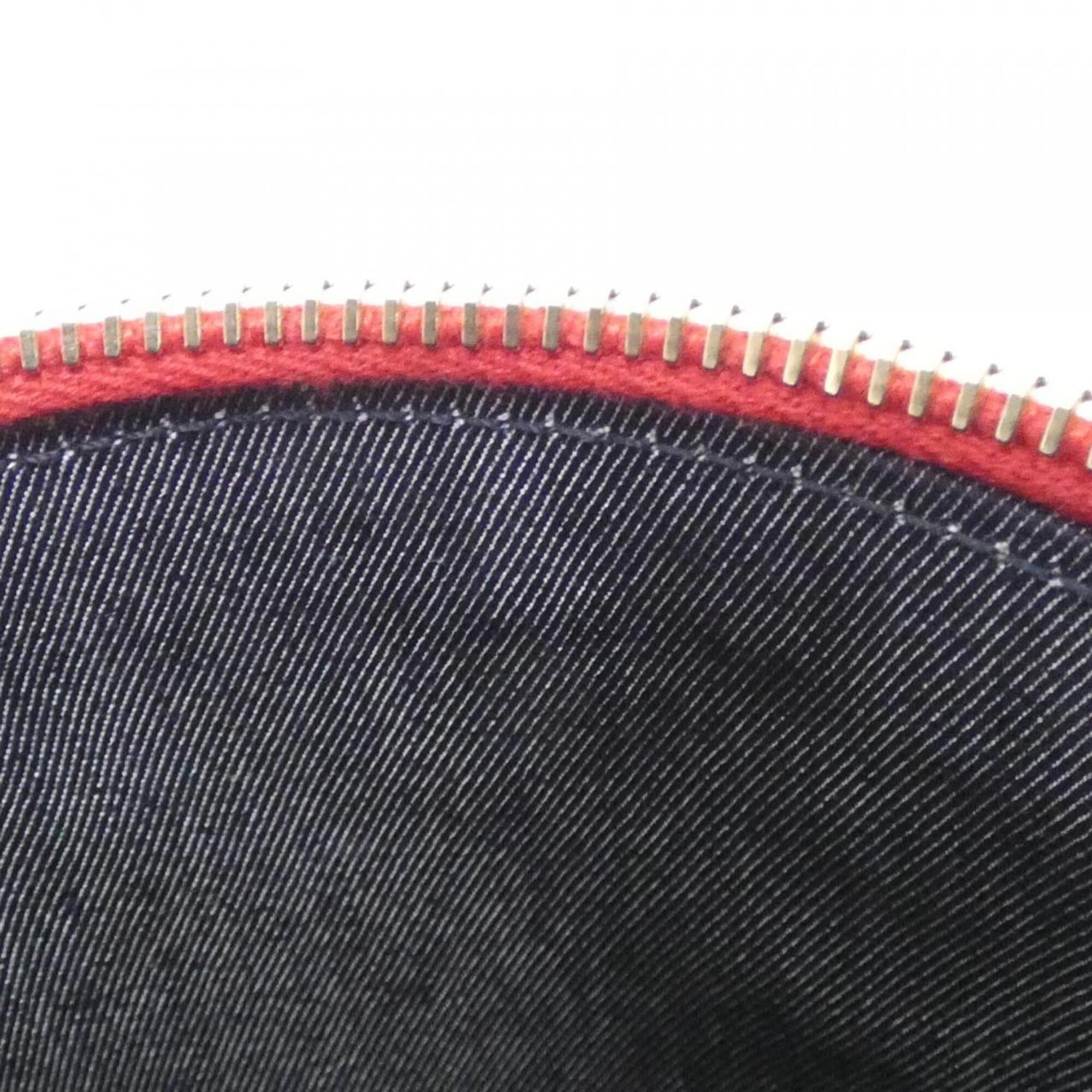 Chanel Red Color Leather Handbag (Pre-Owned)