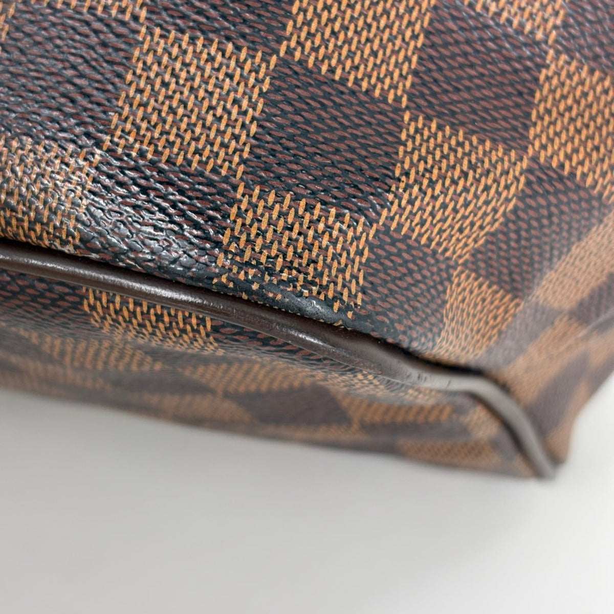 Louis Vuitton Brown Damier Canvas Damier Canvas Handbag (Pre-Owned)