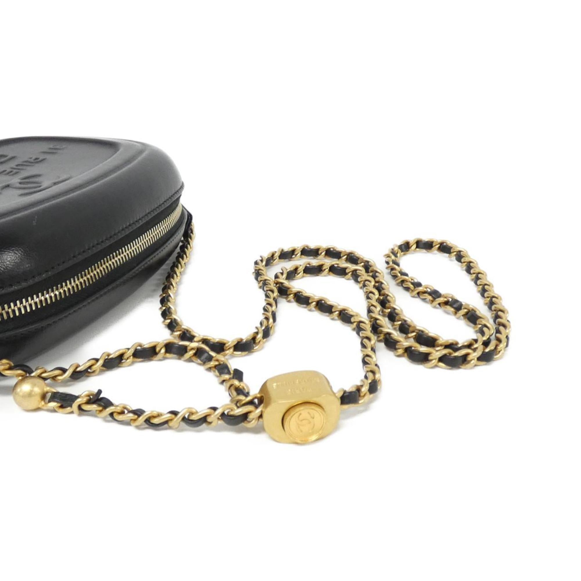 Chanel Black Leather Shoulder Bag (Pre-Owned)