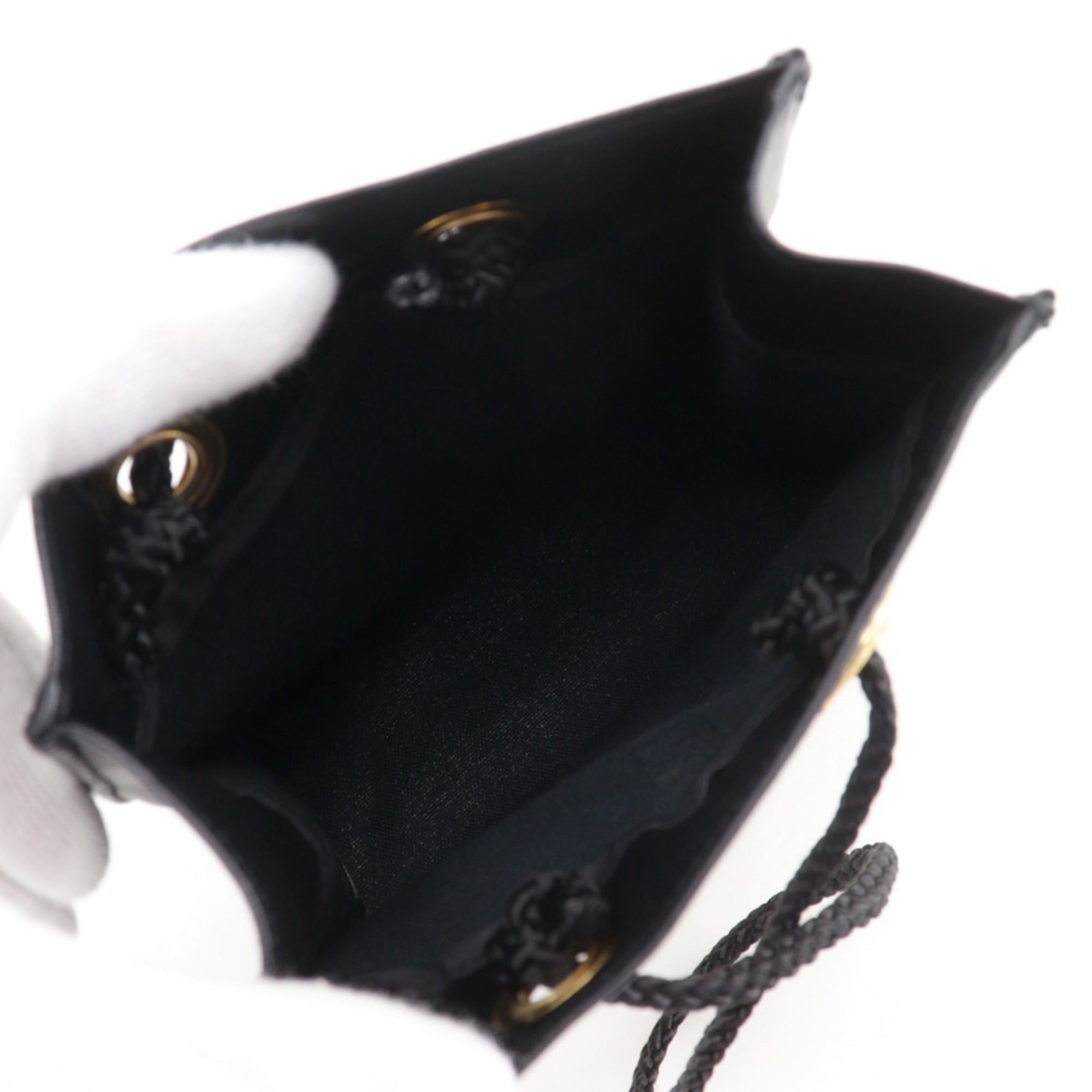 Fendi Black Leather Handbag (Pre-Owned)