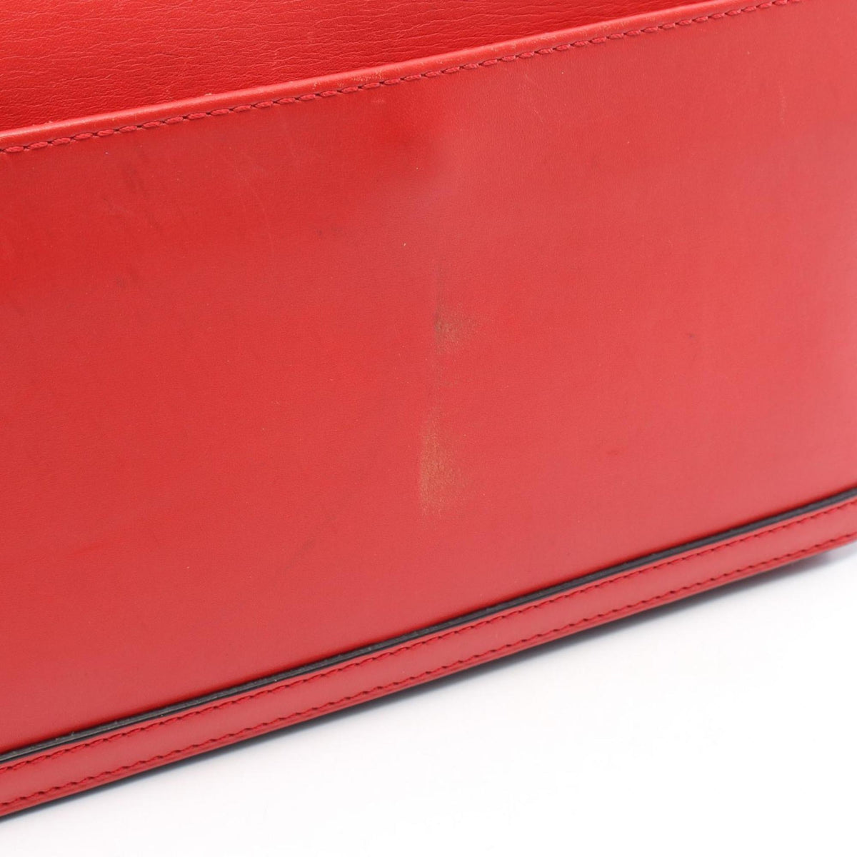 Loewe Red Color Leather Shoulder Bag (Pre-Owned)