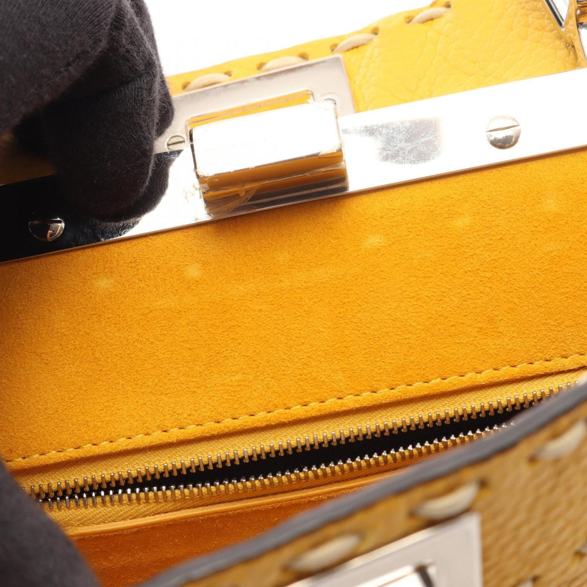 Fendi Selleria Yellow Leather Handbag (Pre-Owned)