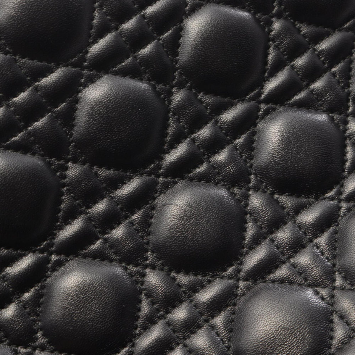 Christian Dior Black Leather Handbag (Pre-Owned)