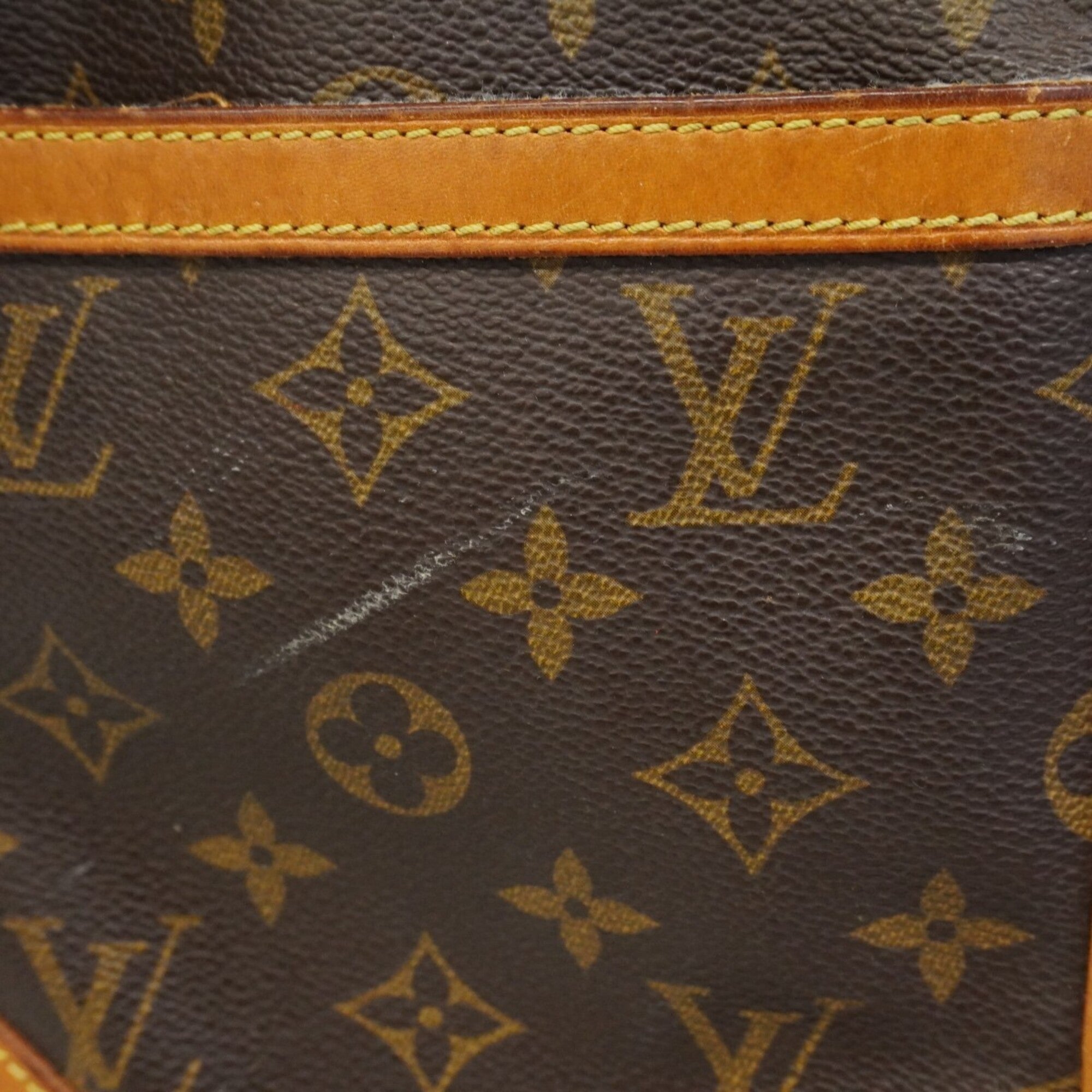 Louis Vuitton Brown Shoulder Bag (Pre-Owned)