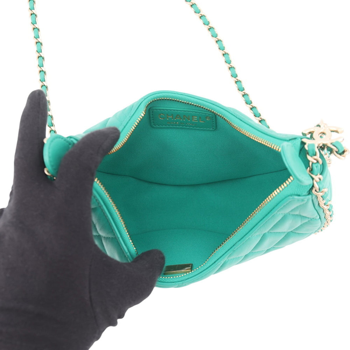 Chanel Green Handbag Shoulder Bag (Pre-Owned)
