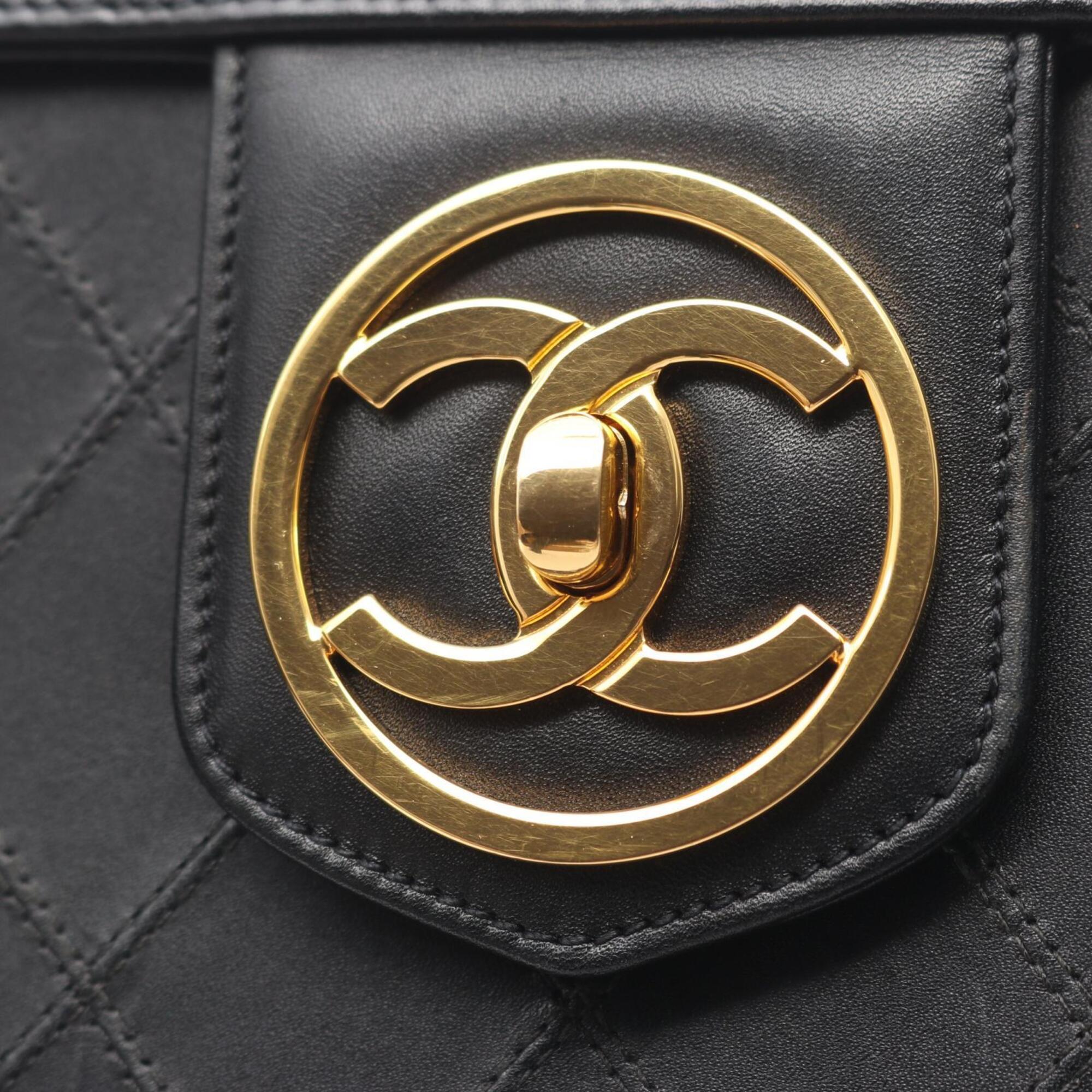 Chanel Black Leather Handbag (Pre-Owned)