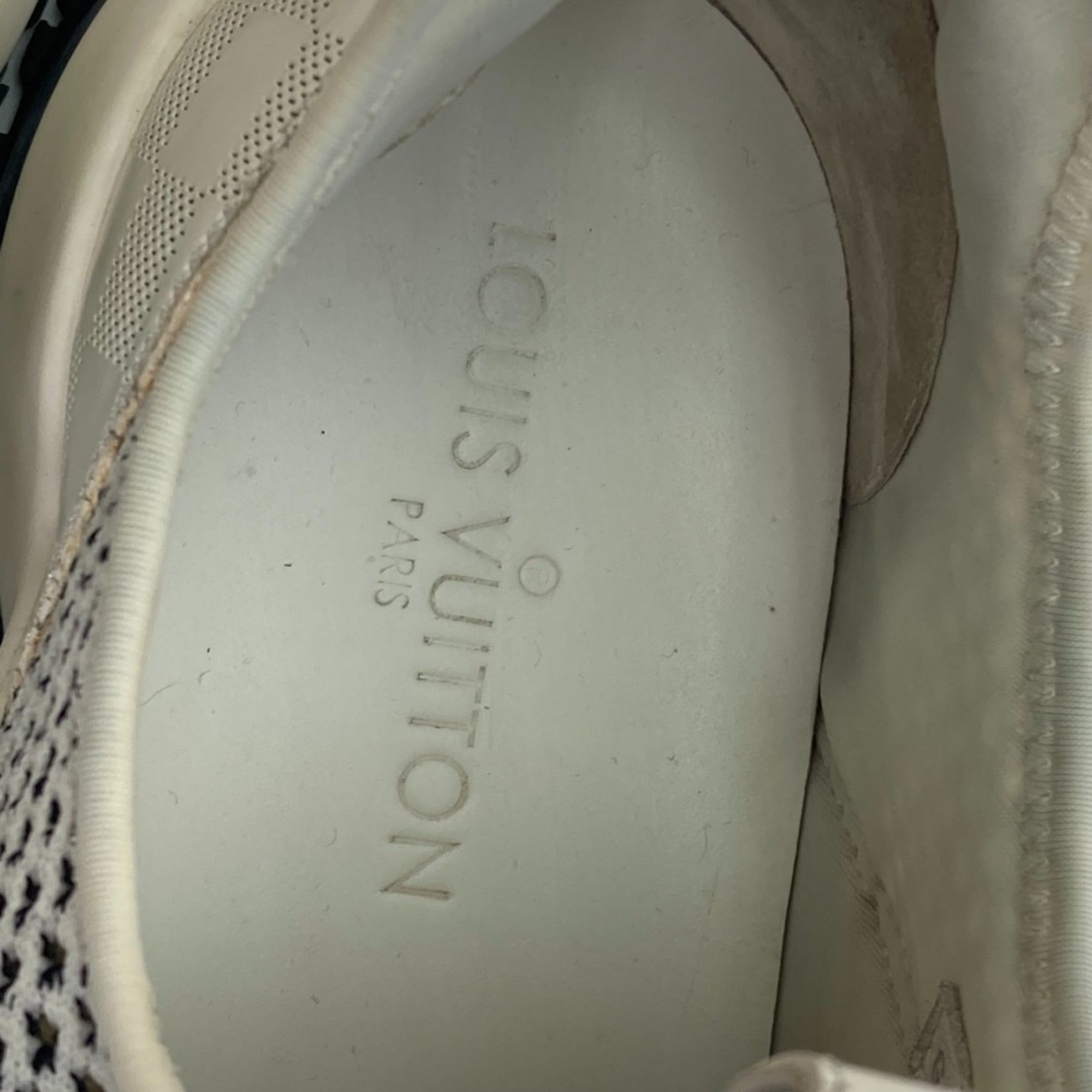 Louis Vuitton Black White Sneakers (Pre-Owned)
