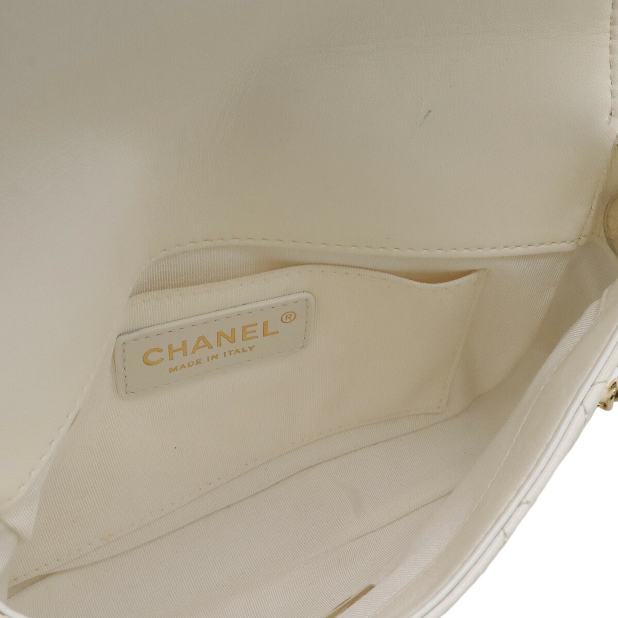 Chanel Matelasse Black Ivory Leather Pochette Shoulder Bag (Pre-Owned)