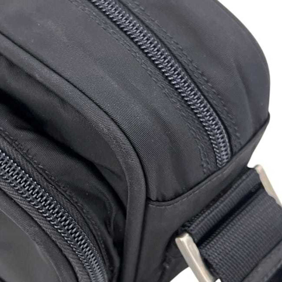 Prada Black Nero Nylon Shoulder Bag (Pre-Owned)