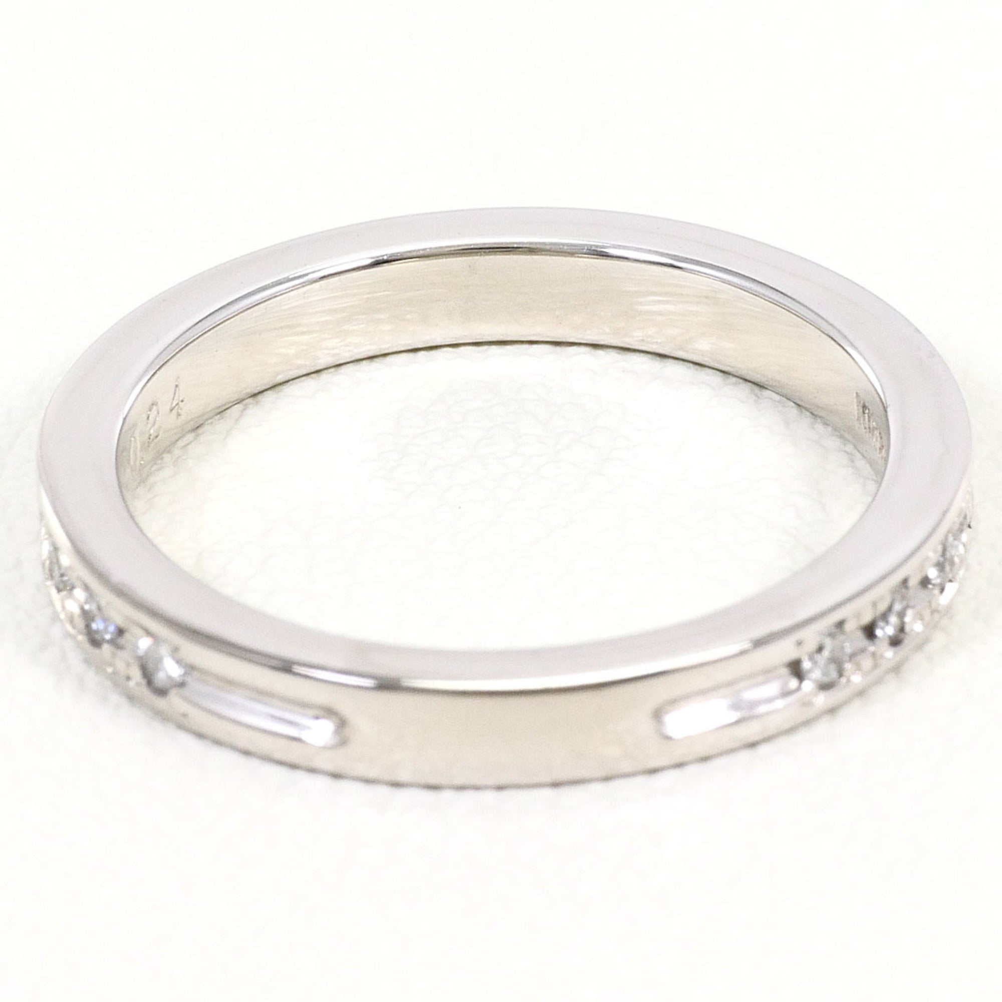Unbranded White Gold White Gold (18K) Band Ring (Pre-Owned)