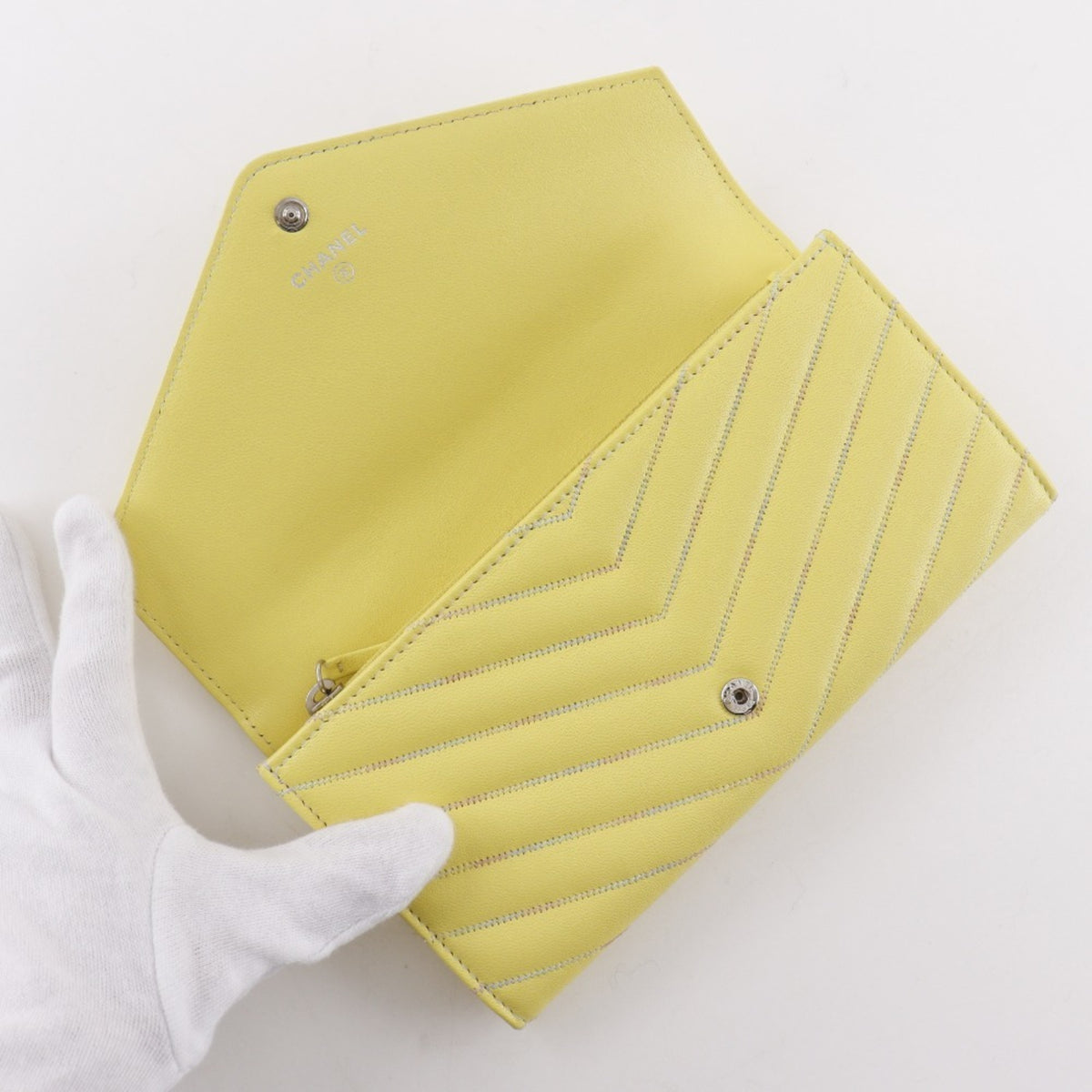 Chanel Yellow Leather Long Wallet (Bi-Fold) (Pre-Owned)
