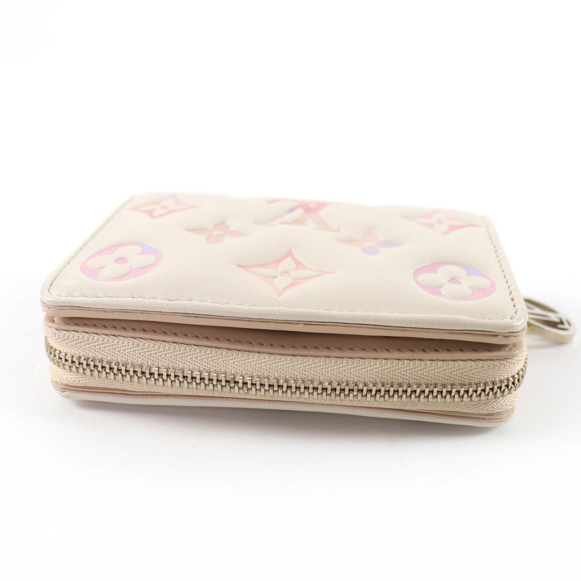 Louis Vuitton Beige Leather Wallet (Bi-Fold) (Pre-Owned)