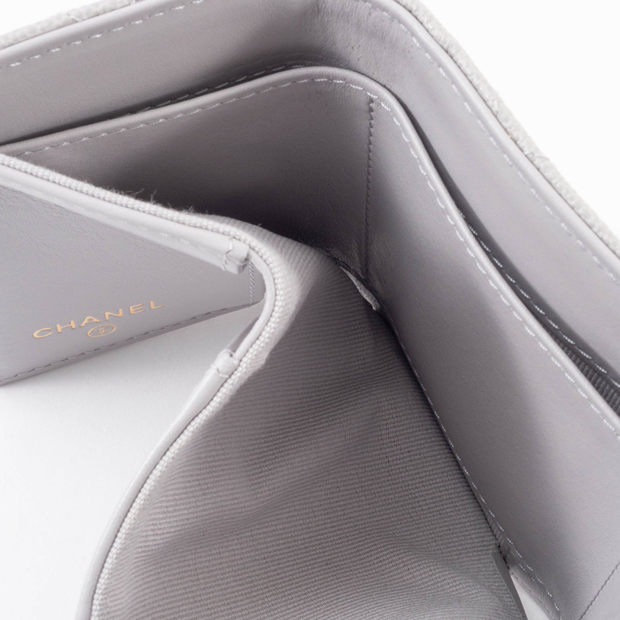 Chanel Grayish Leather Wallet (Tri-Fold) (Pre-Owned)