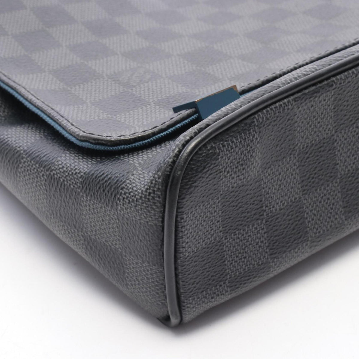 Louis Vuitton Black Damier Graphite Coated Canvas Leather Shoulder Bag (Pre-Owned)