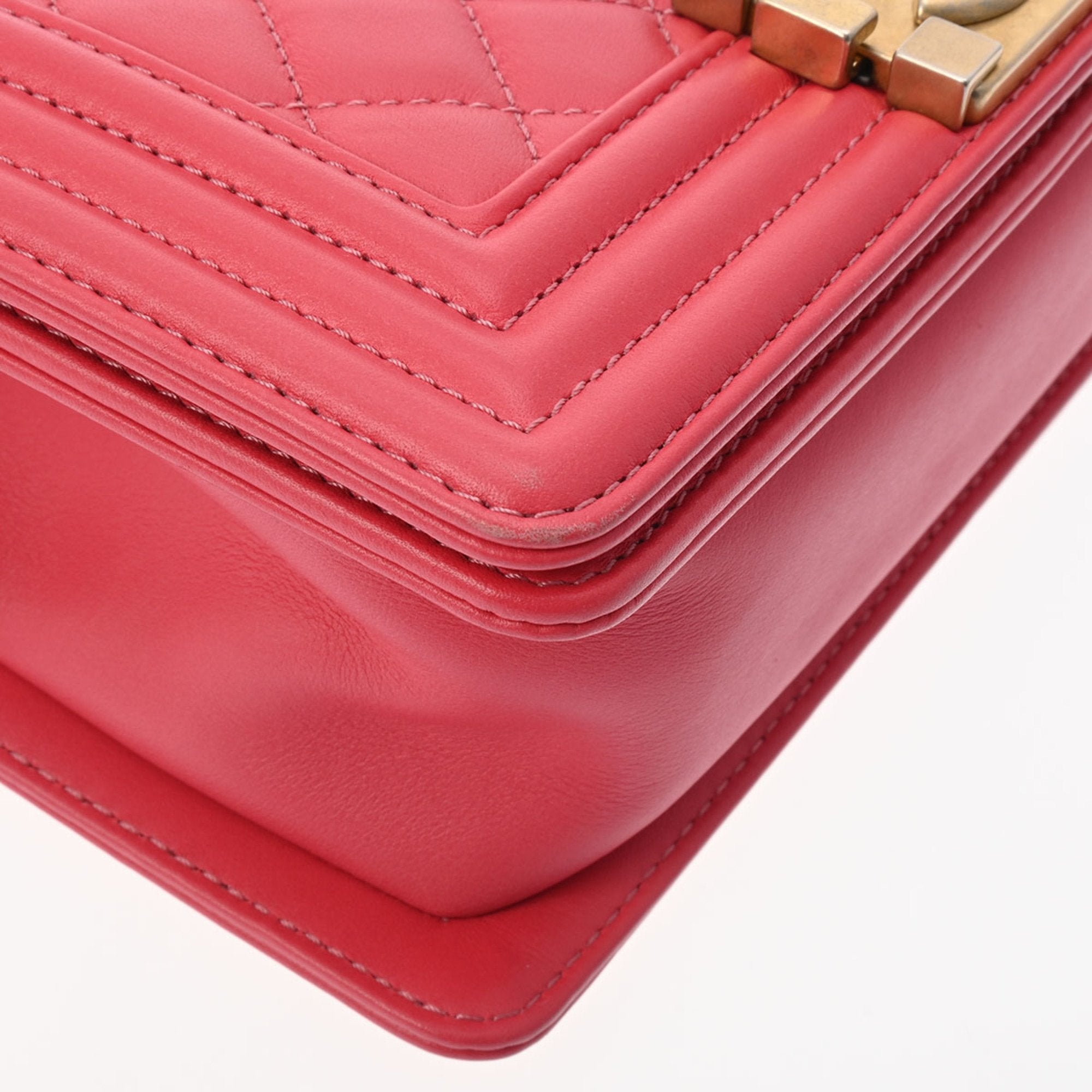 Chanel Boy Chanel Pink Caviar Leather Shoulder Bag (Pre-Owned)
