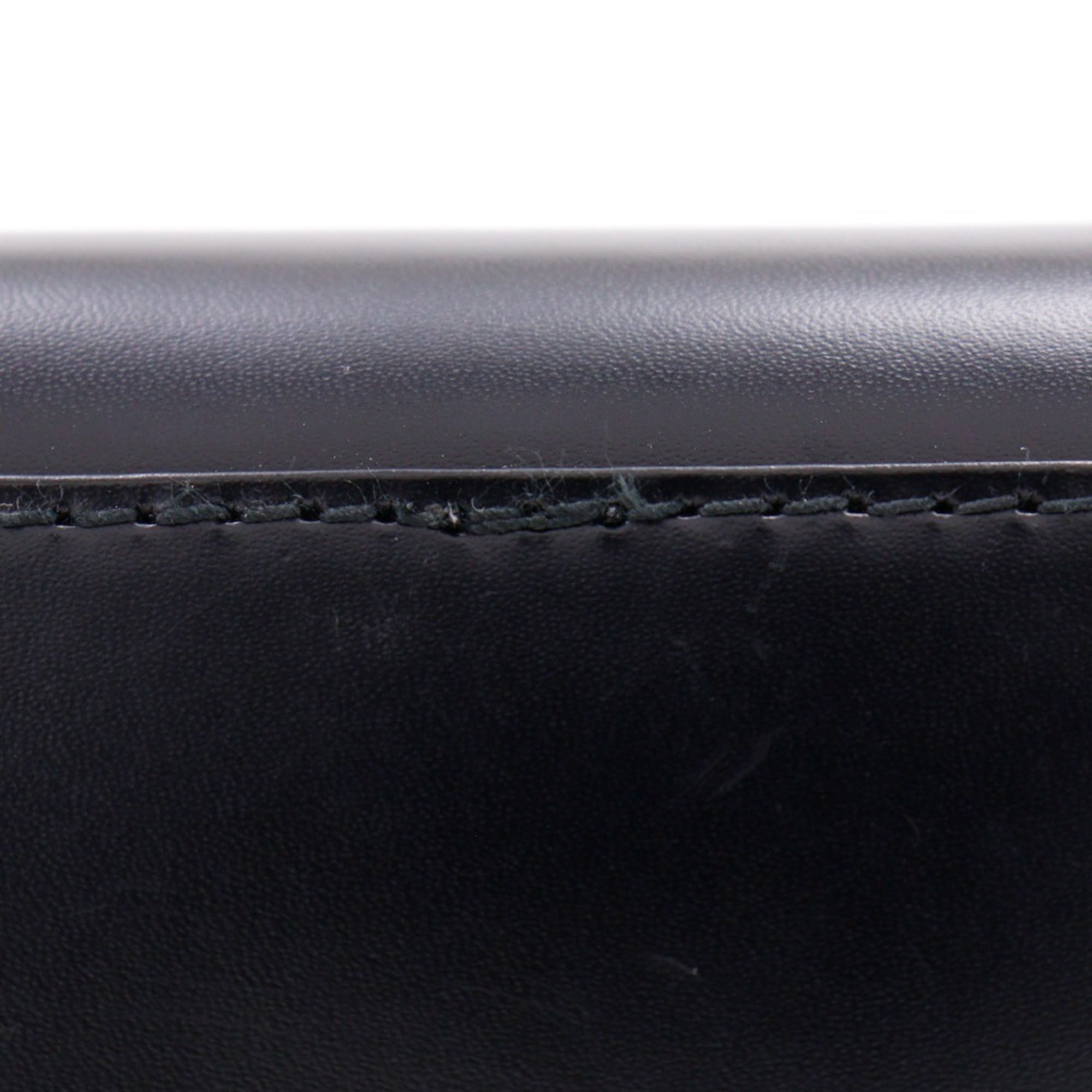 Salvatore Ferragamo Black Leather Handbag (Pre-Owned)