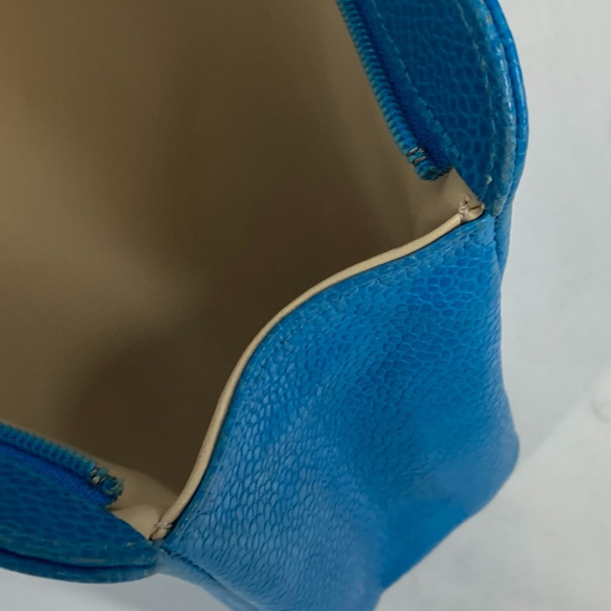 Chanel Blue Caviar Leather Pouch (Pre-Owned)