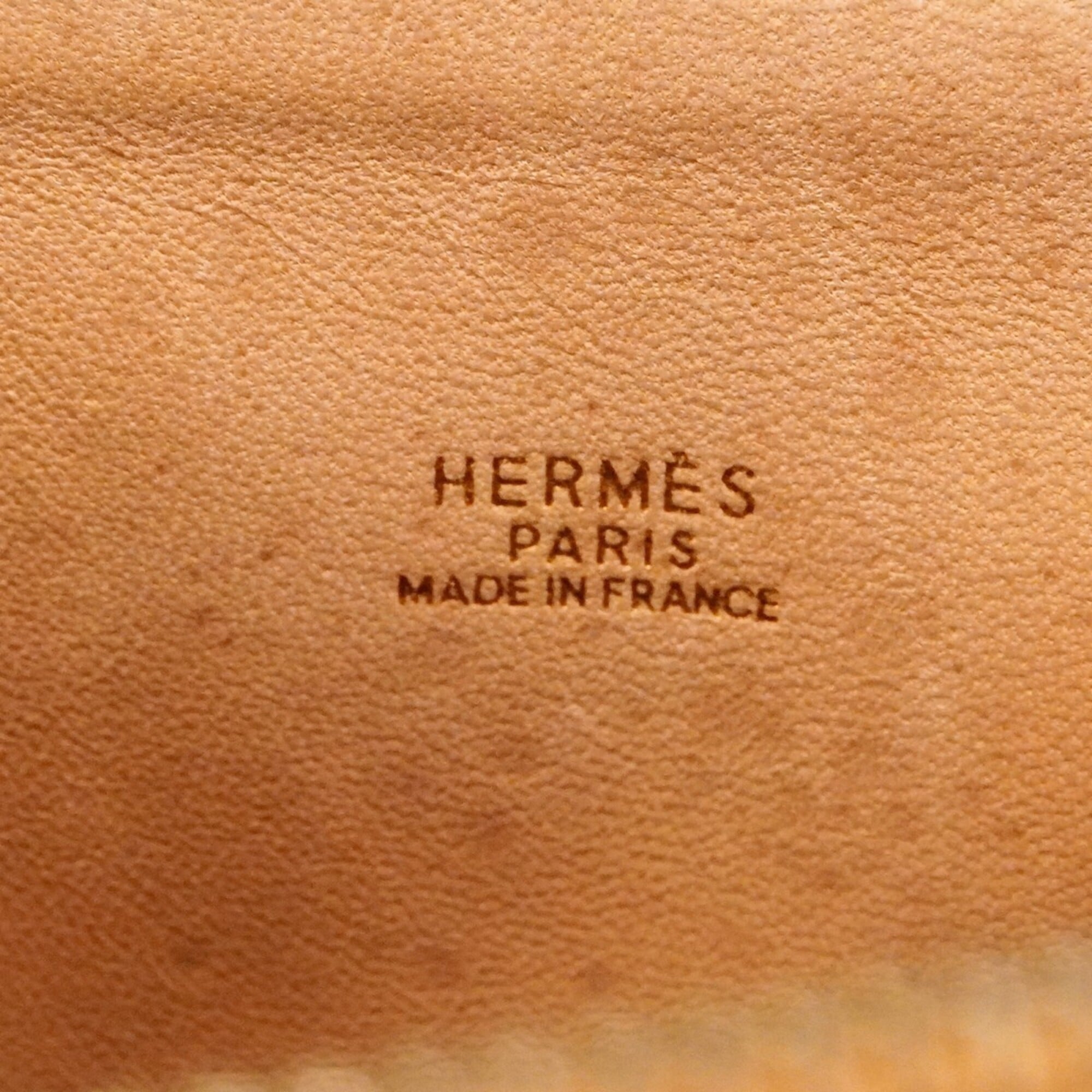 Hermes Natural Sable Courchevel Leather Handbag (Pre-Owned)