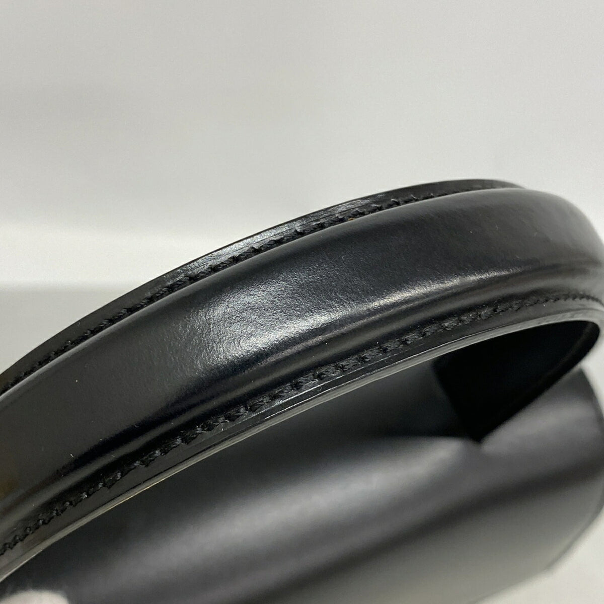 Cartier Black Leather Handbag (Pre-Owned)