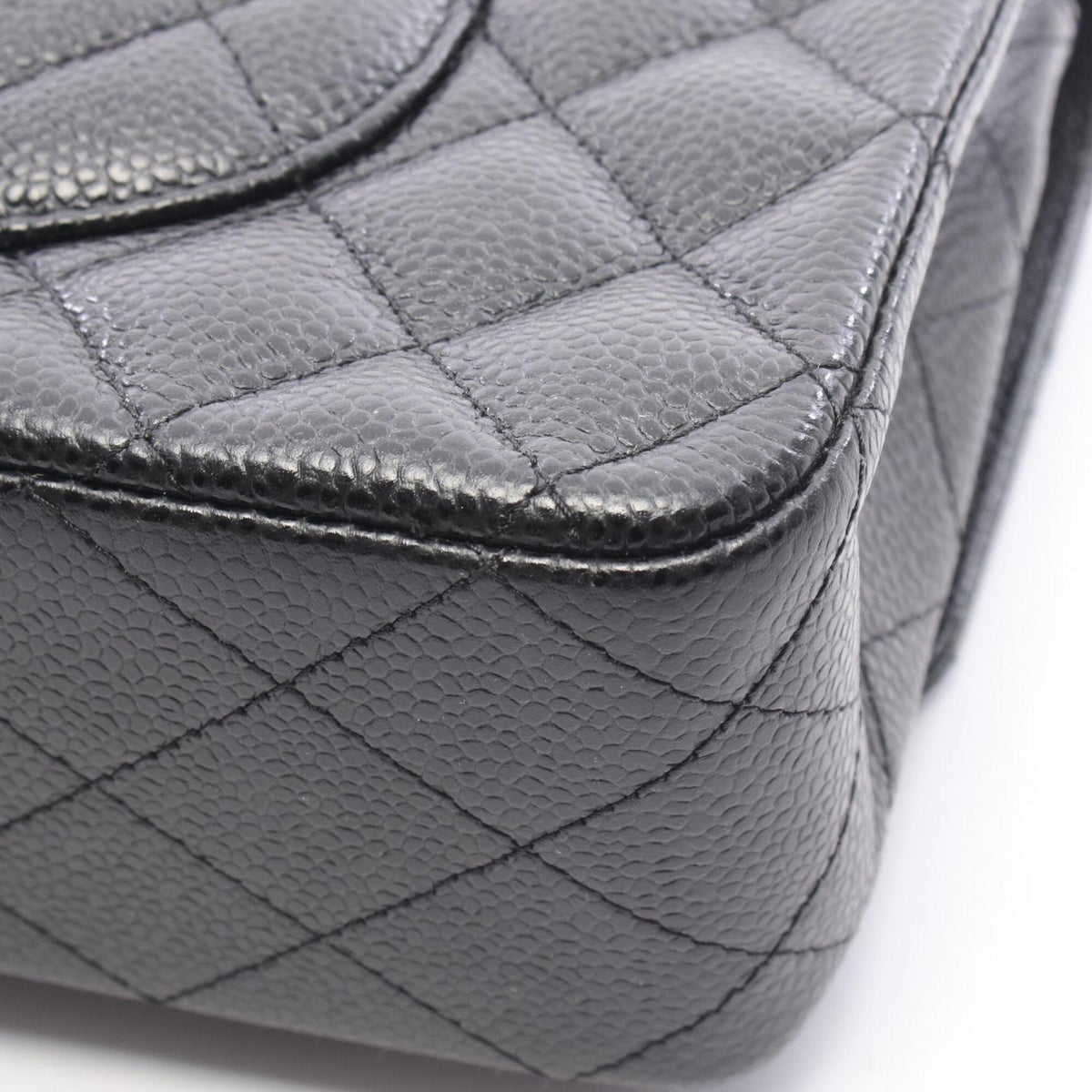 Chanel Black Grained Calfskin Handbag Shoulder Bag (Pre-Owned)