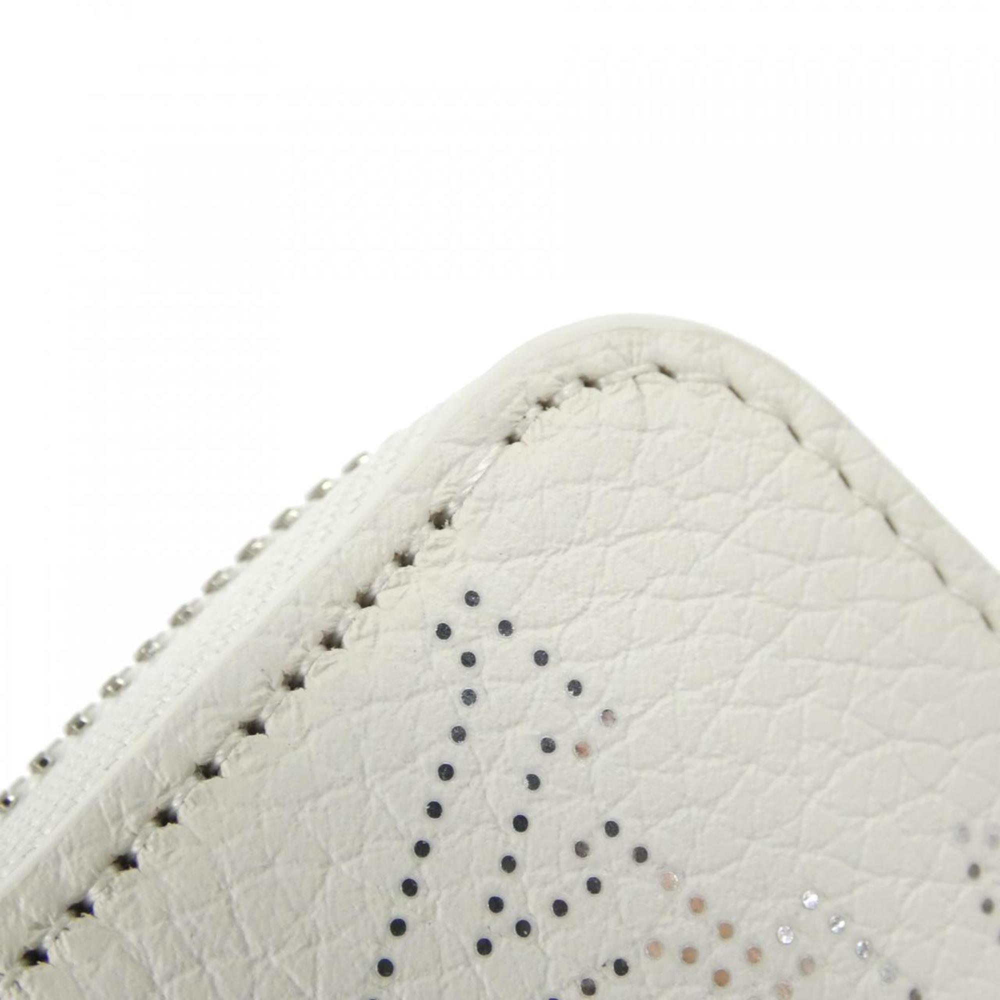 Louis Vuitton Mahina White Leather Long Wallet (Bi-Fold) (Pre-Owned)