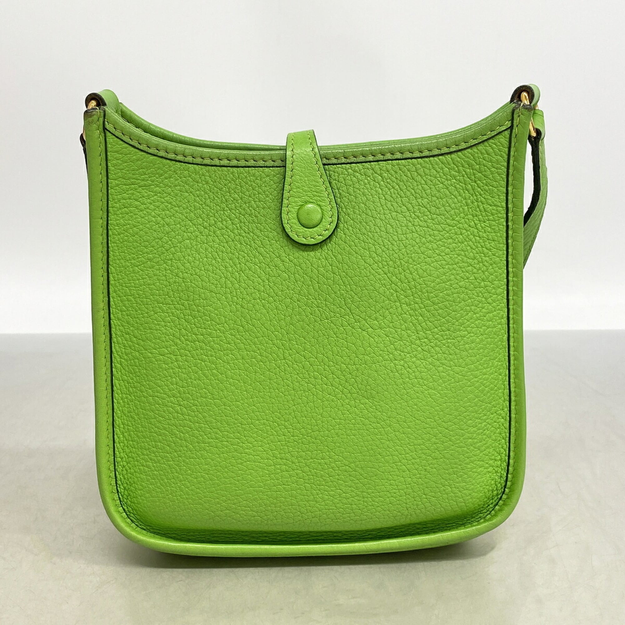 Hermes Apple Green Taurillon Clemence Leather Shoulder Bag (Pre-Owned)